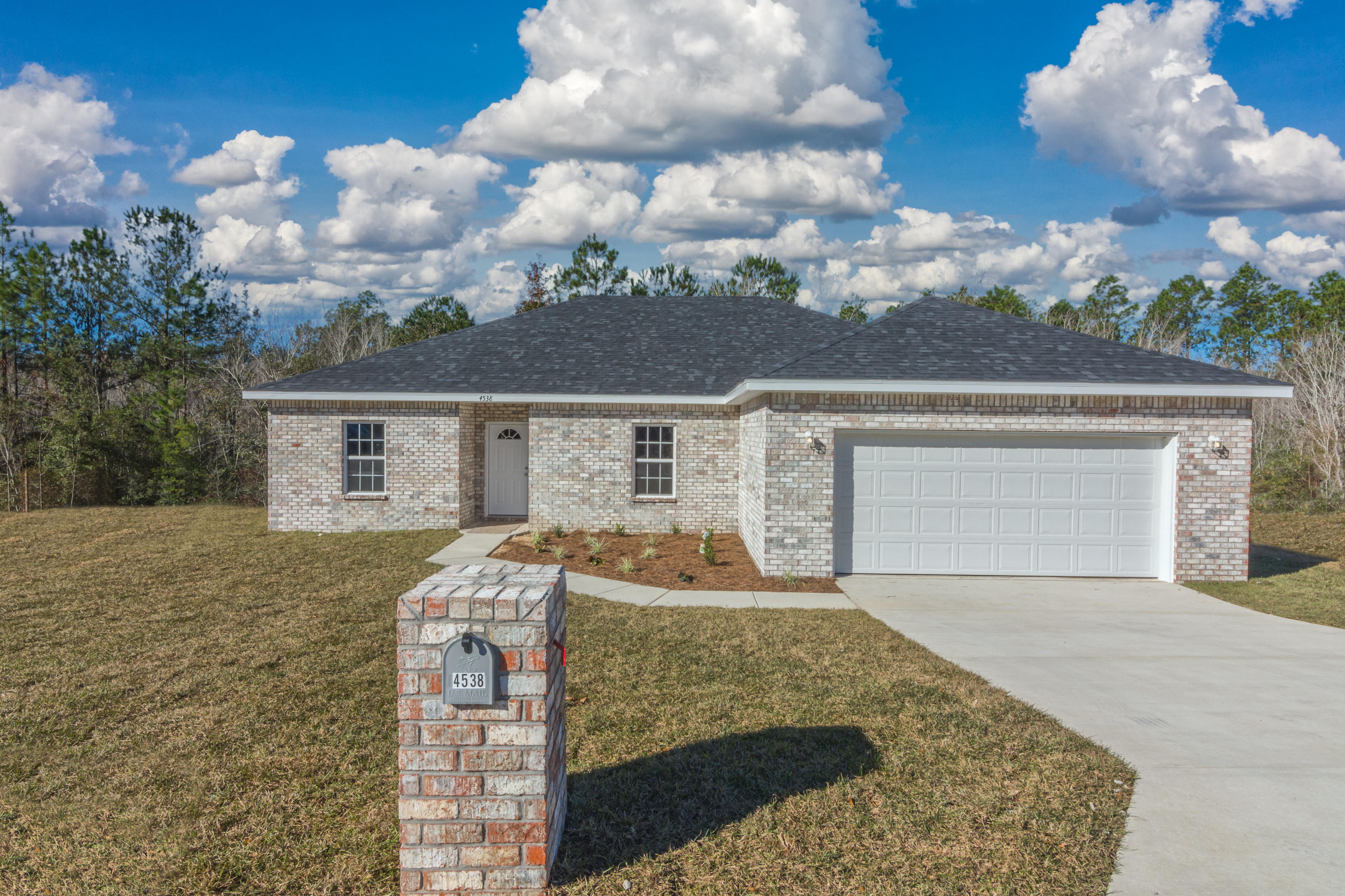 DUGGAN POND ESTATES - Residential