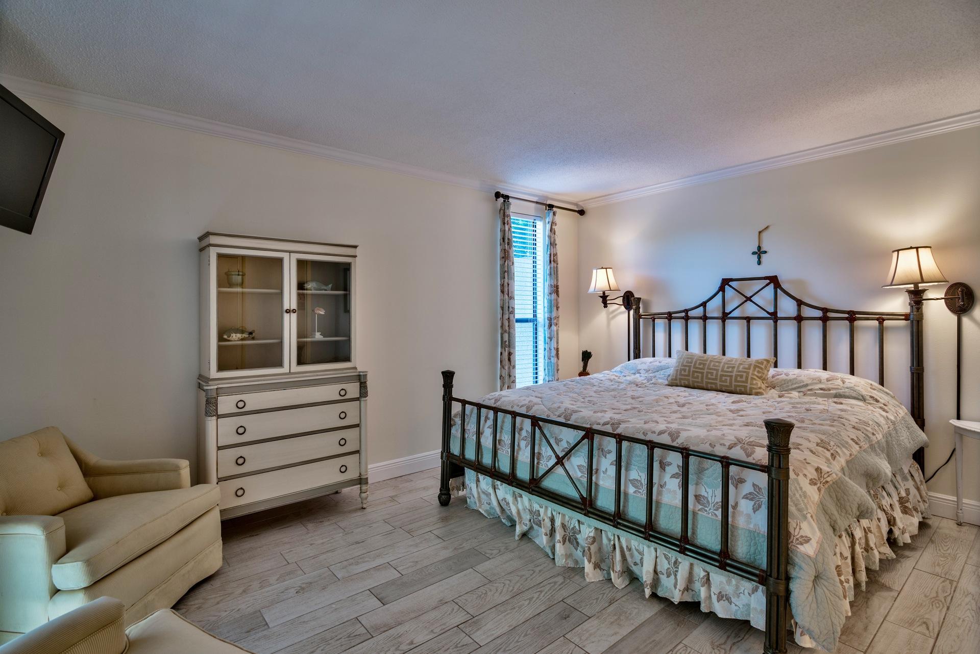 LINKSIDE VILLAGE UNIT 1 - Residential