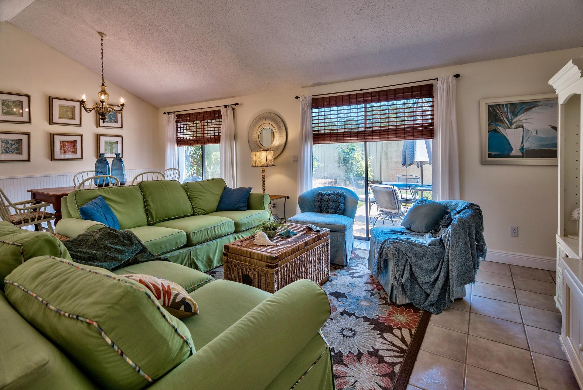 LINKSIDE VILLAGE UNIT 1 - Residential