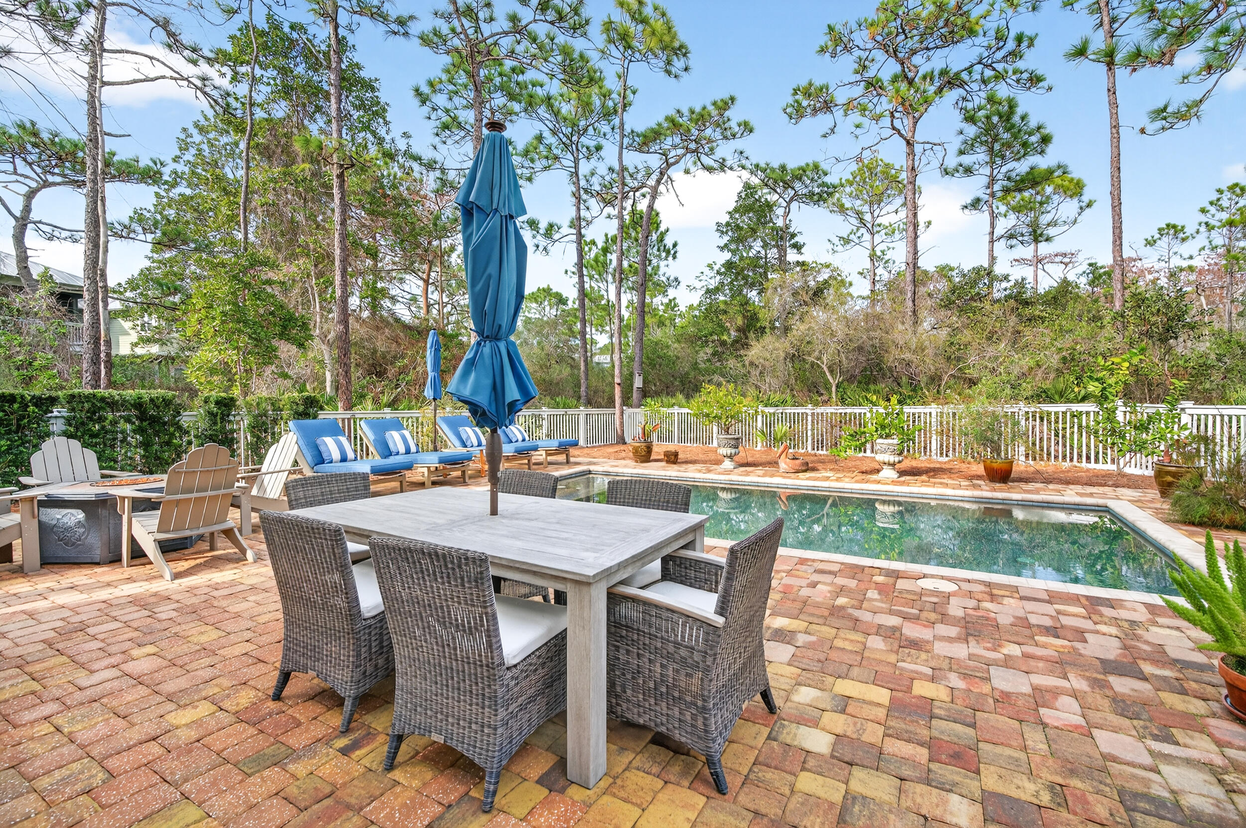 NATUREWALK AT SEAGROVE - Residential