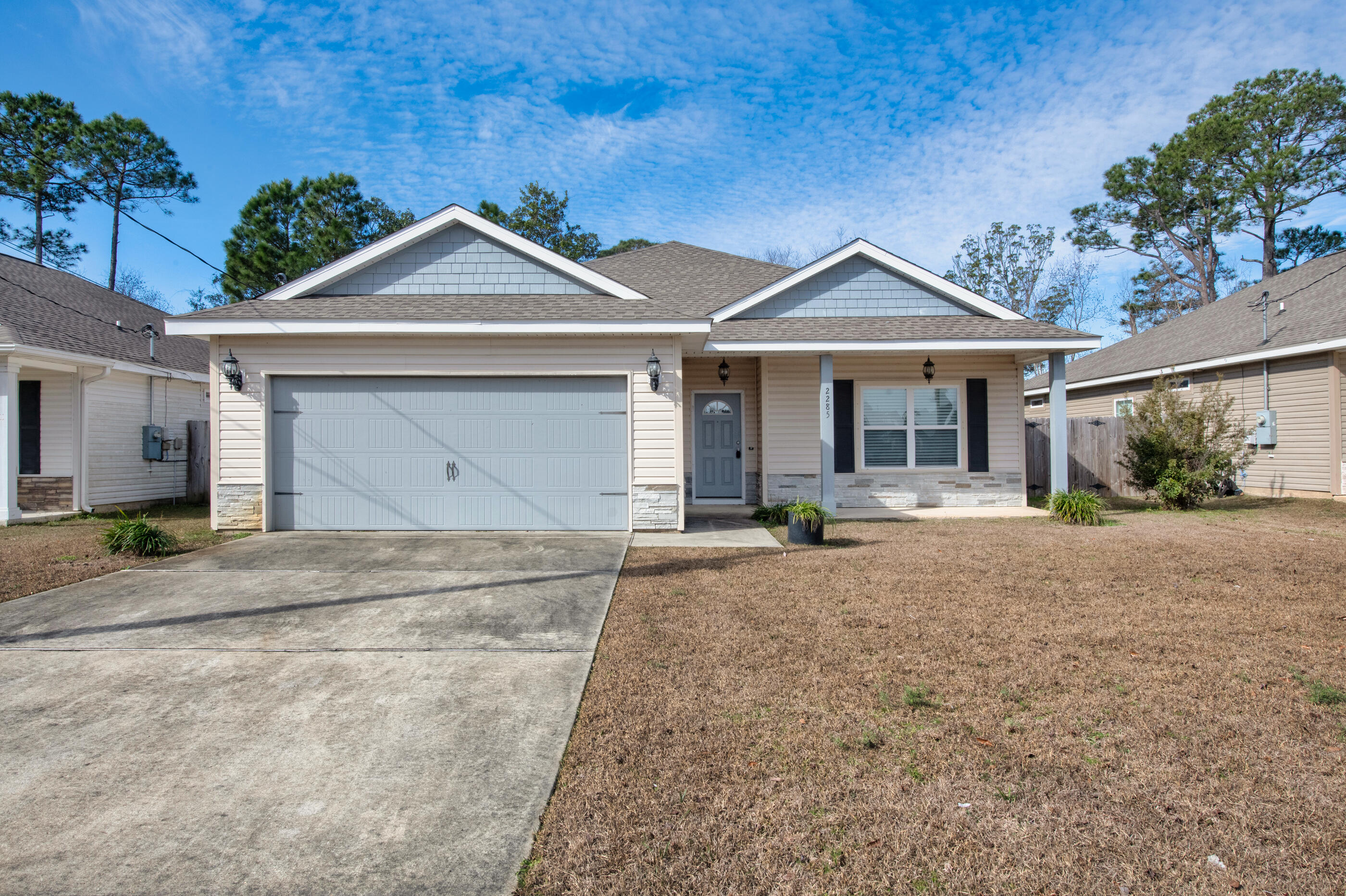 CRESCENT SHORES - Residential
