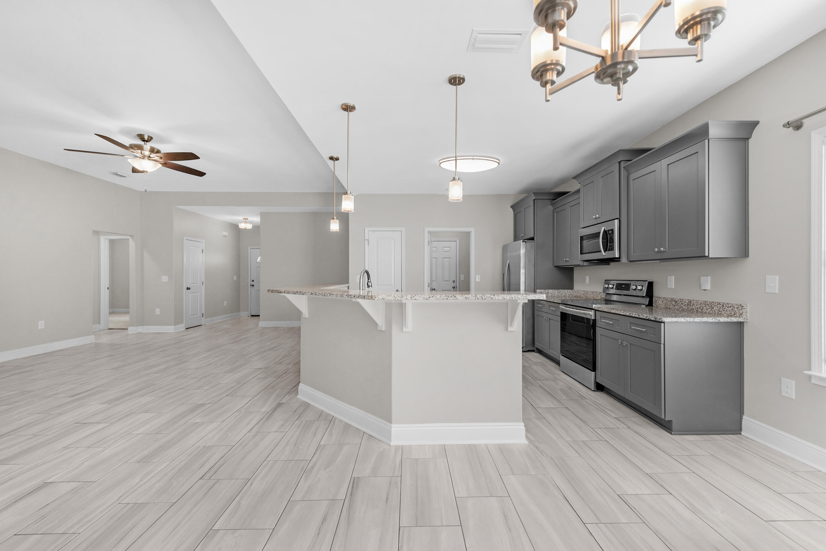 CRESCENT SHORES - Residential