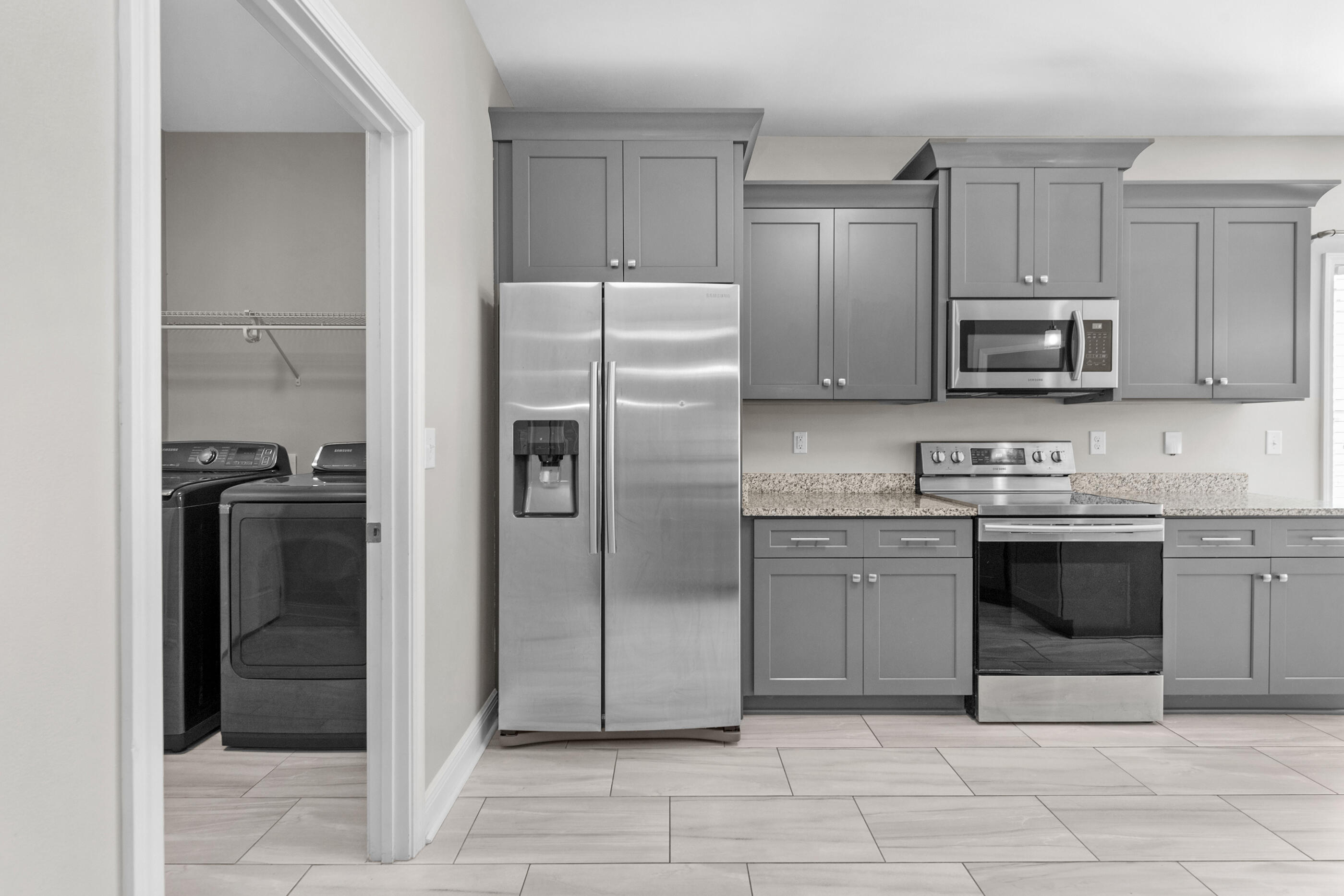 CRESCENT SHORES - Residential