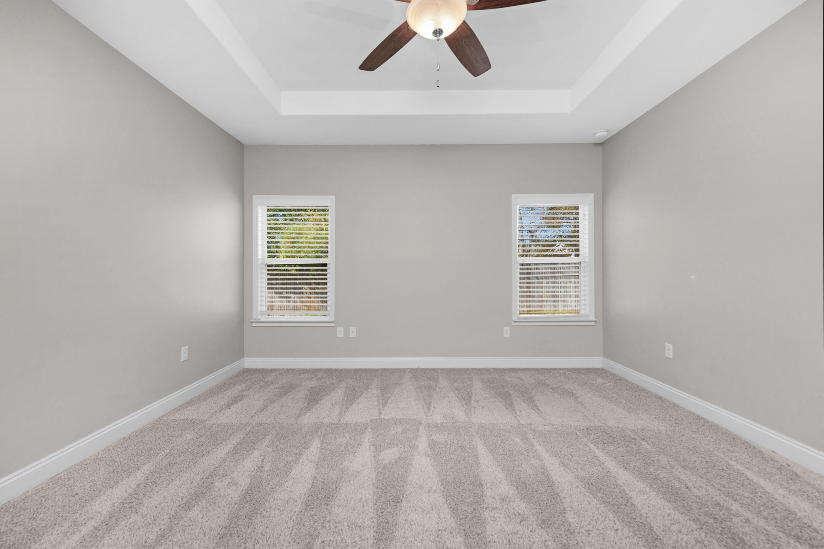CRESCENT SHORES - Residential