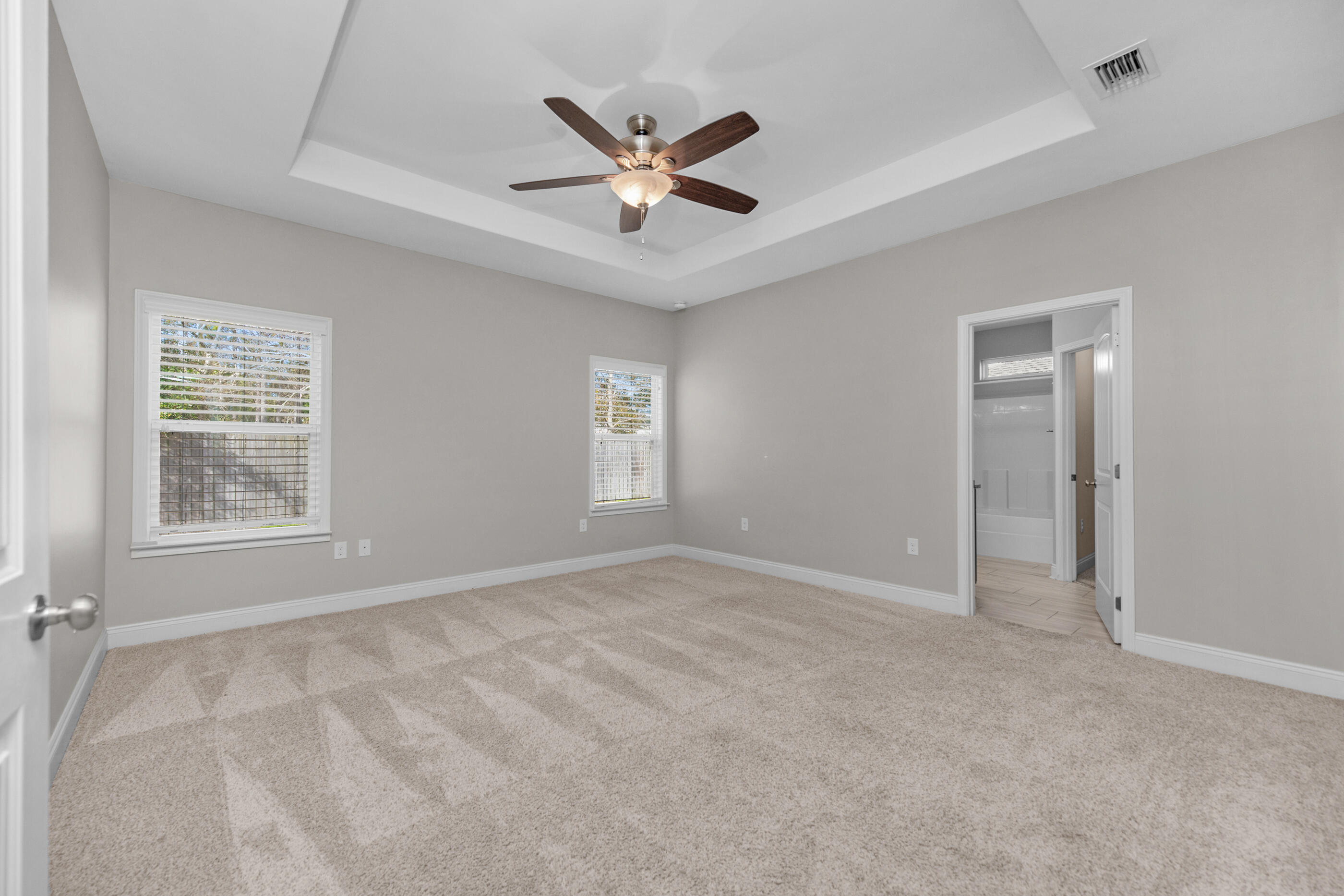 CRESCENT SHORES - Residential
