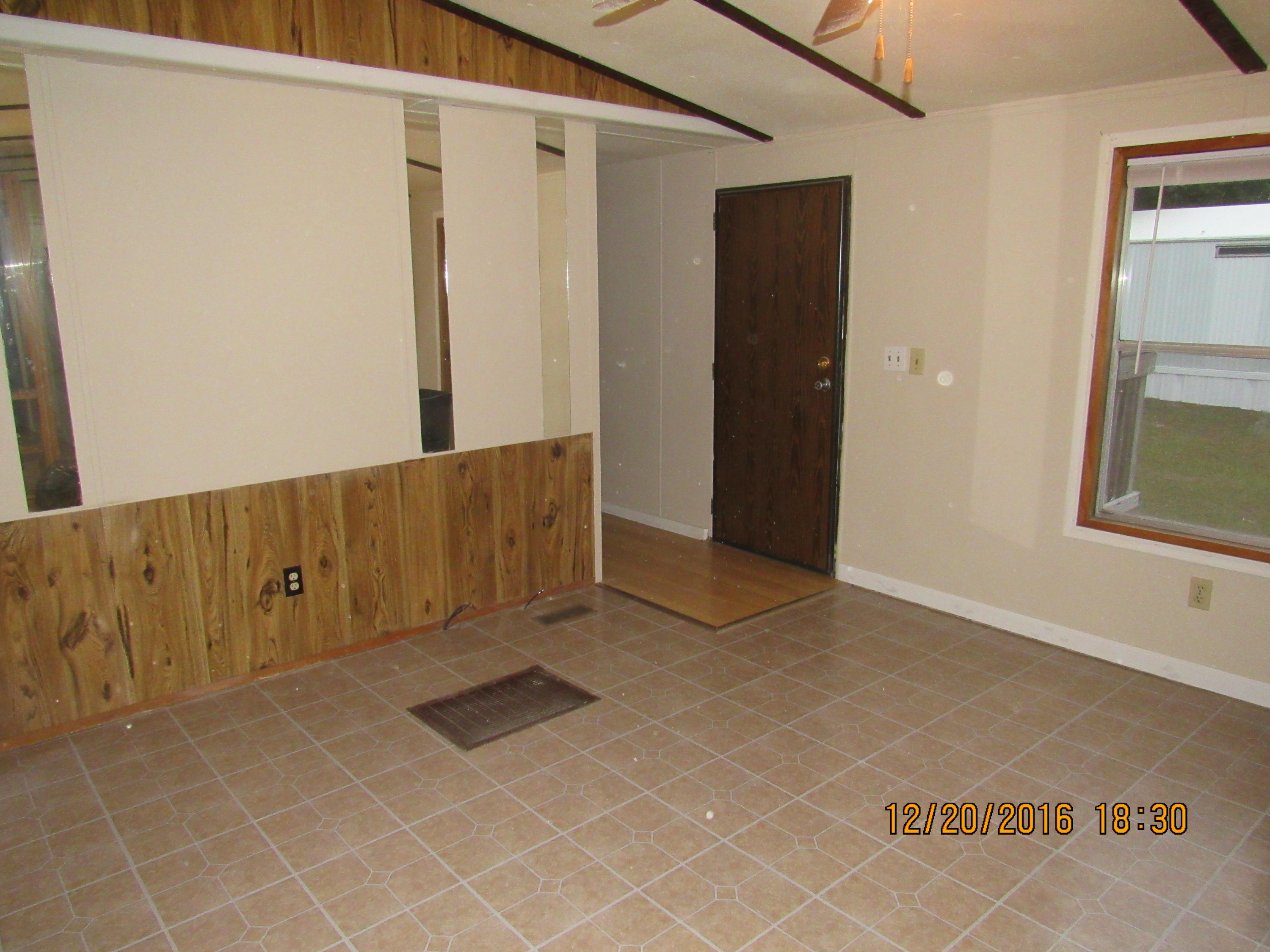 JUNIPER HILLS S/D - Residential Lease