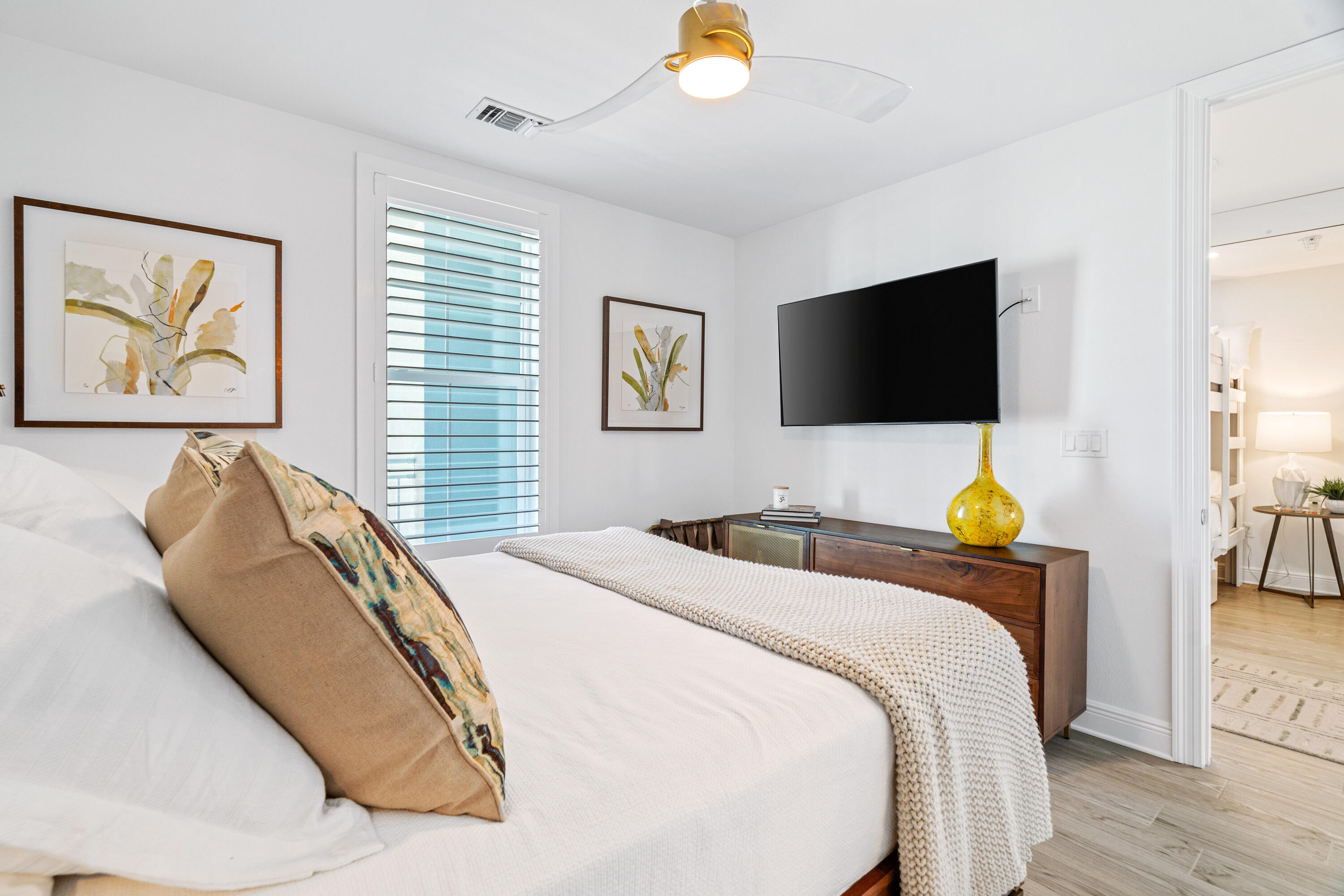 GULF PLACE RESIDENCES - Residential