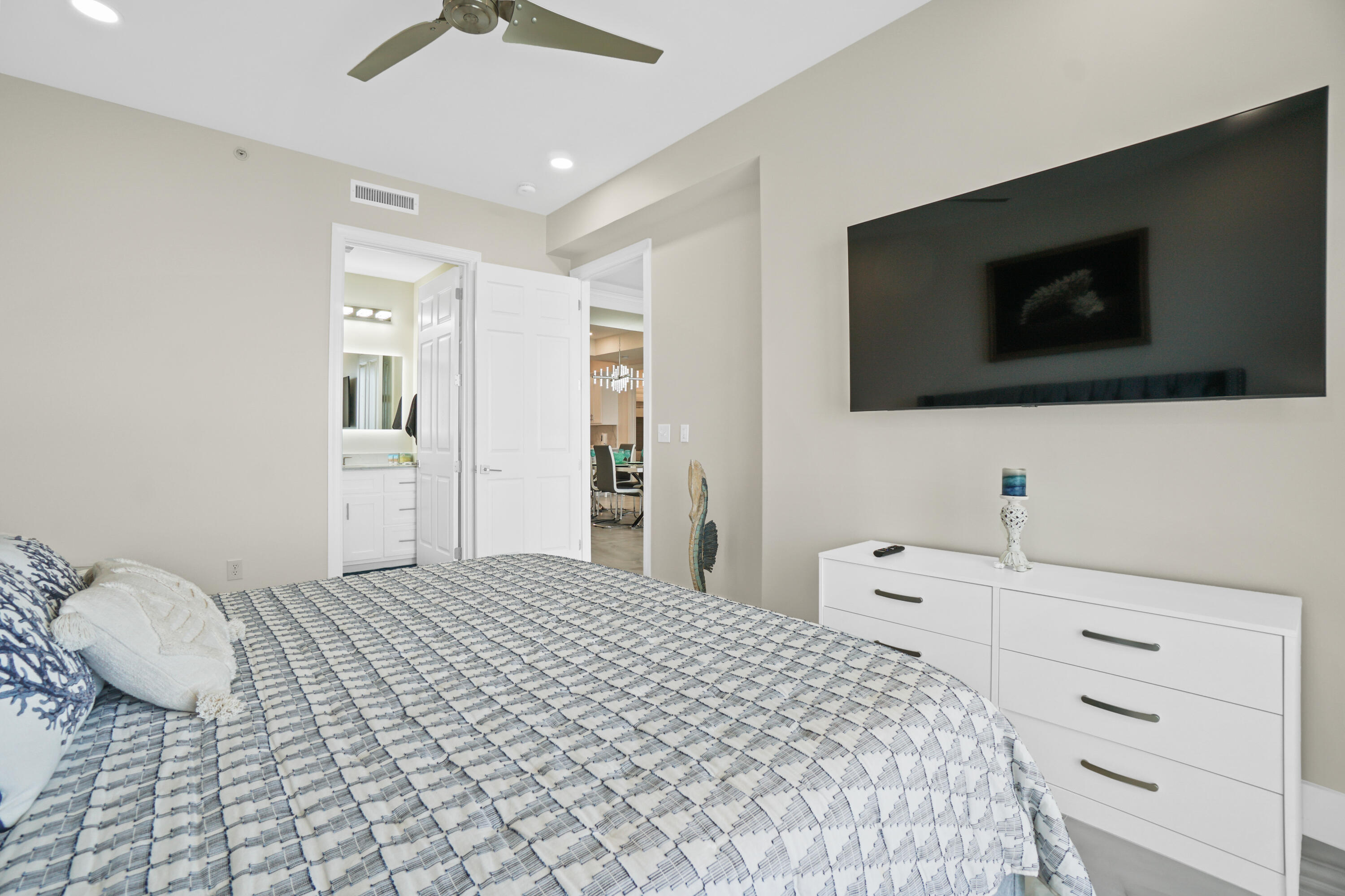 Ocean Ritz - Residential