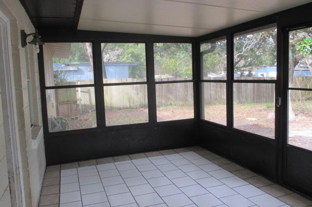 SEABREEZE 3RD ADDN - Residential Lease
