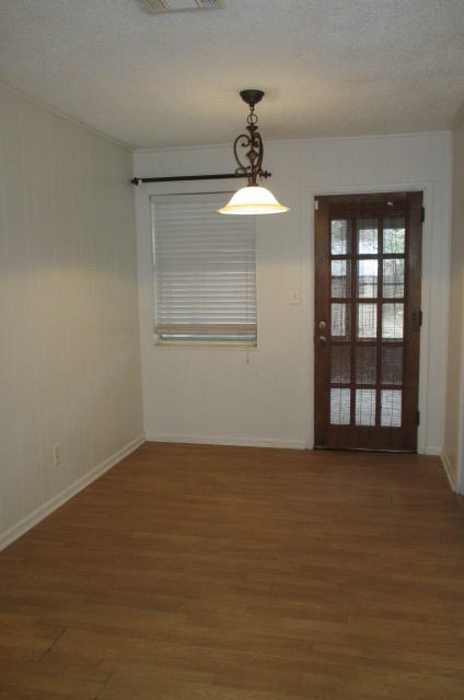 SEABREEZE 3RD ADDN - Residential Lease