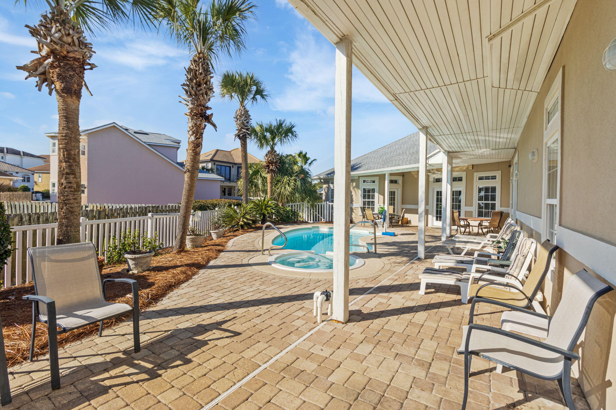 AVALON BEACH ESTATES - Residential
