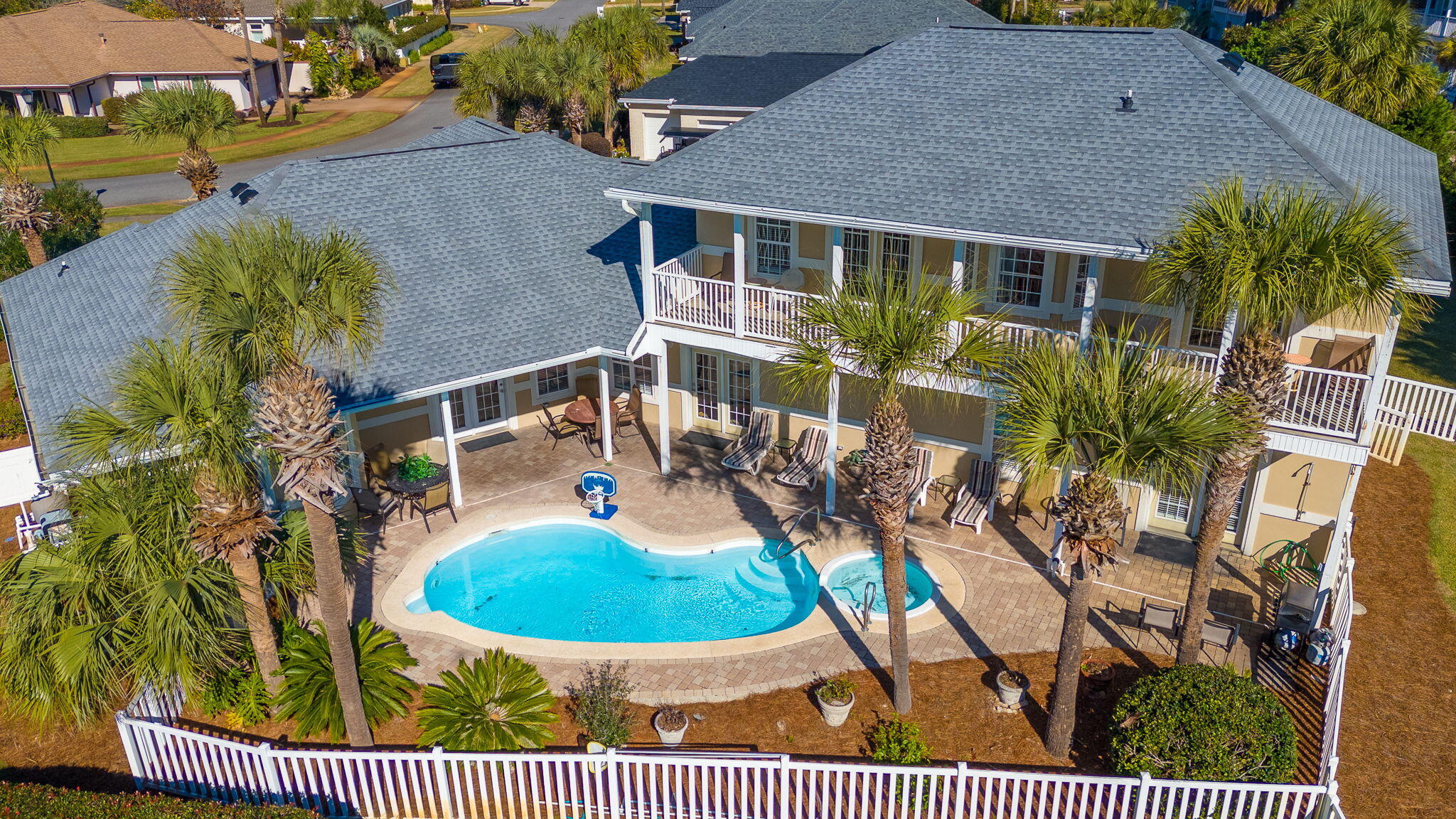 AVALON BEACH ESTATES - Residential