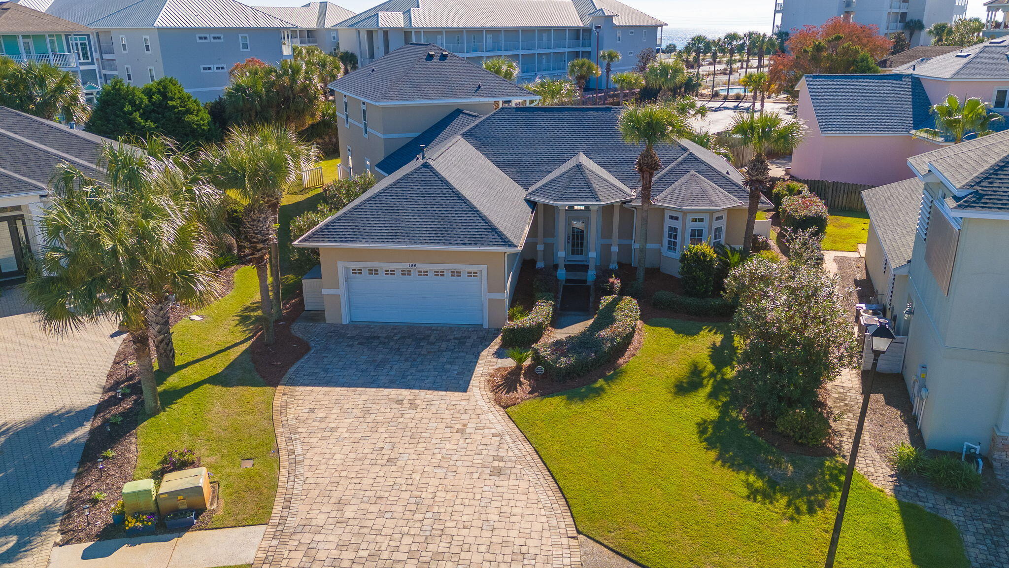AVALON BEACH ESTATES - Residential