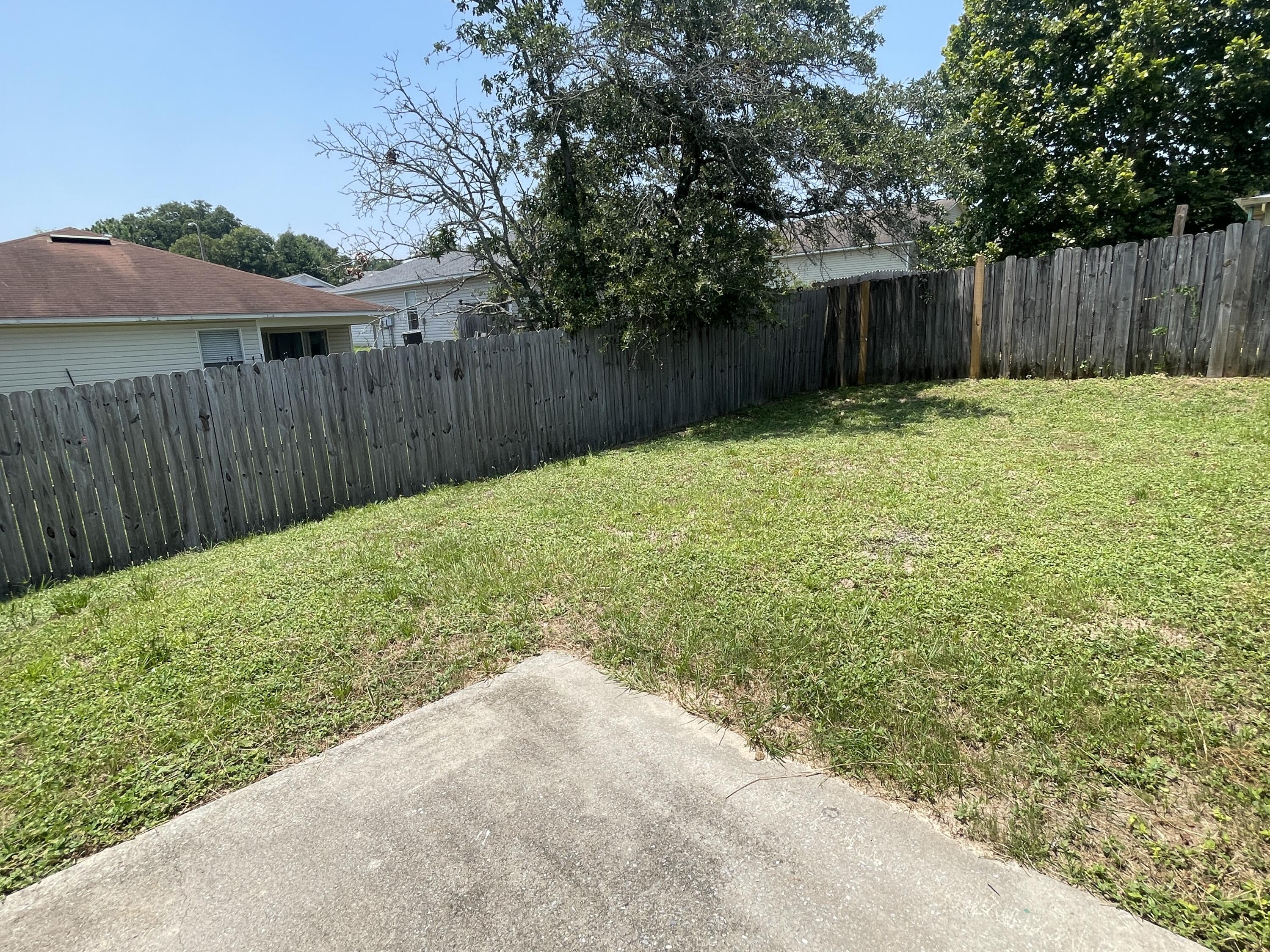 REDSTONE ESTATES - Residential Lease