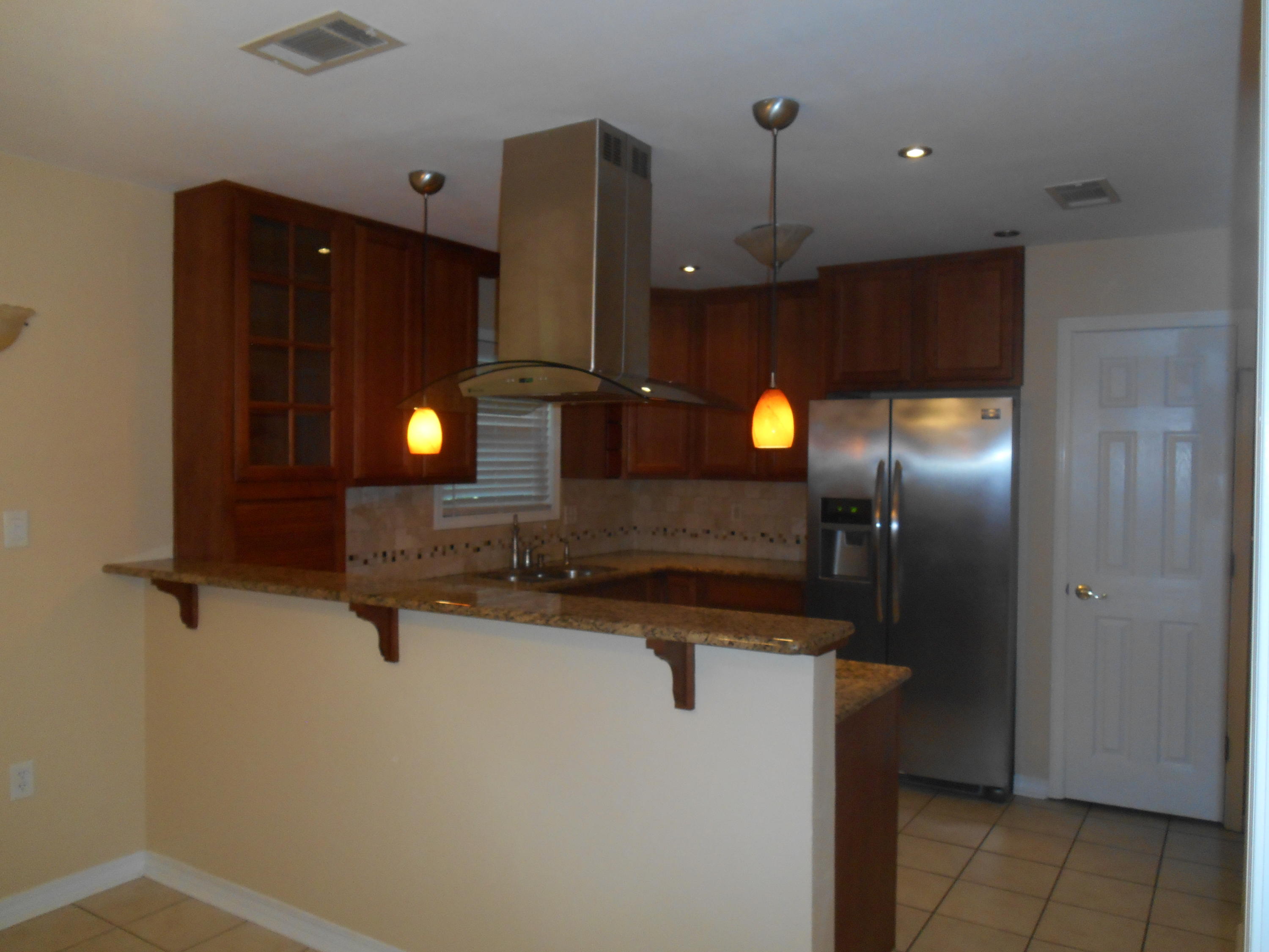 QUIET OAKS S/D - Residential Lease