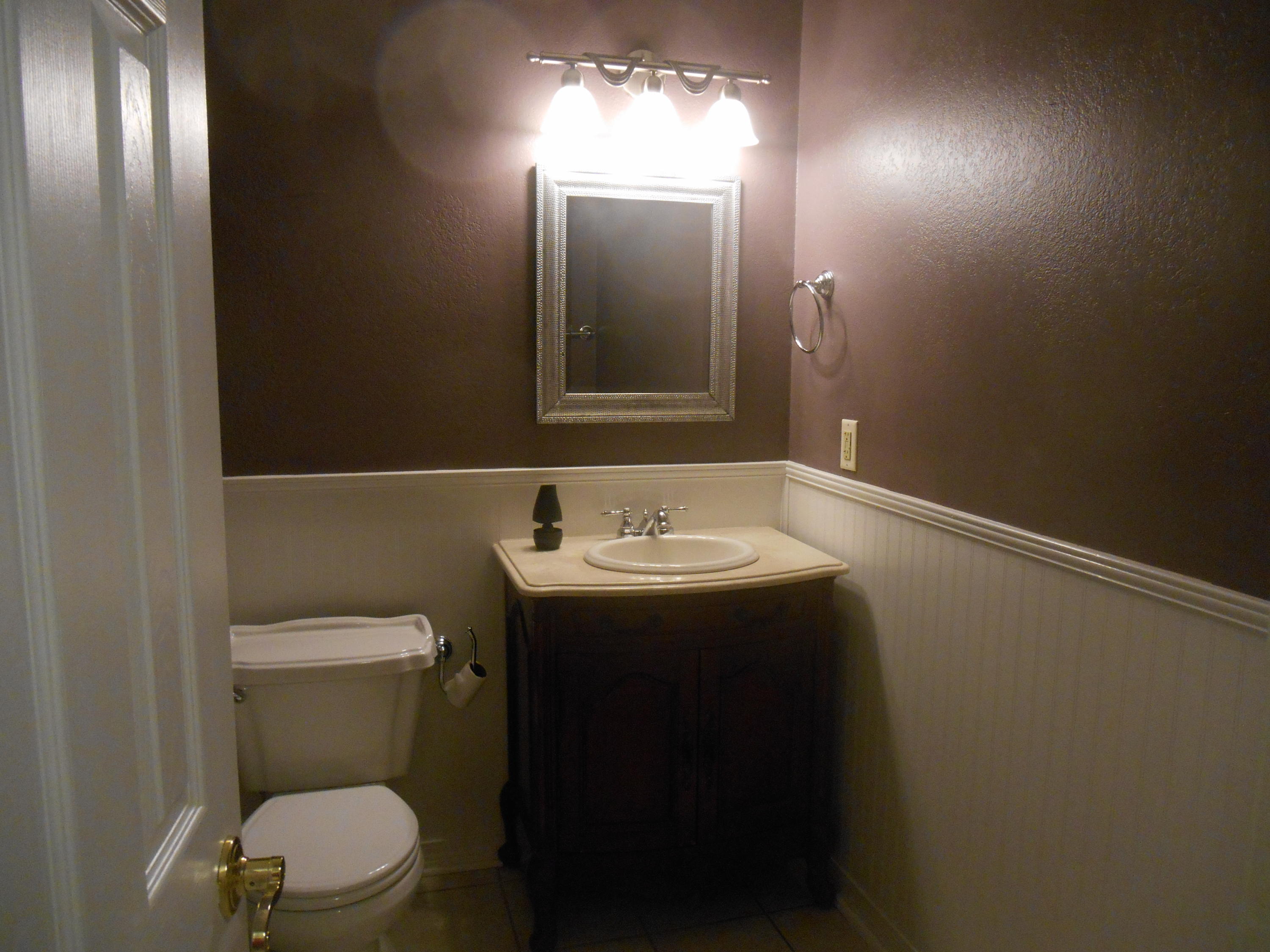 QUIET OAKS S/D - Residential Lease