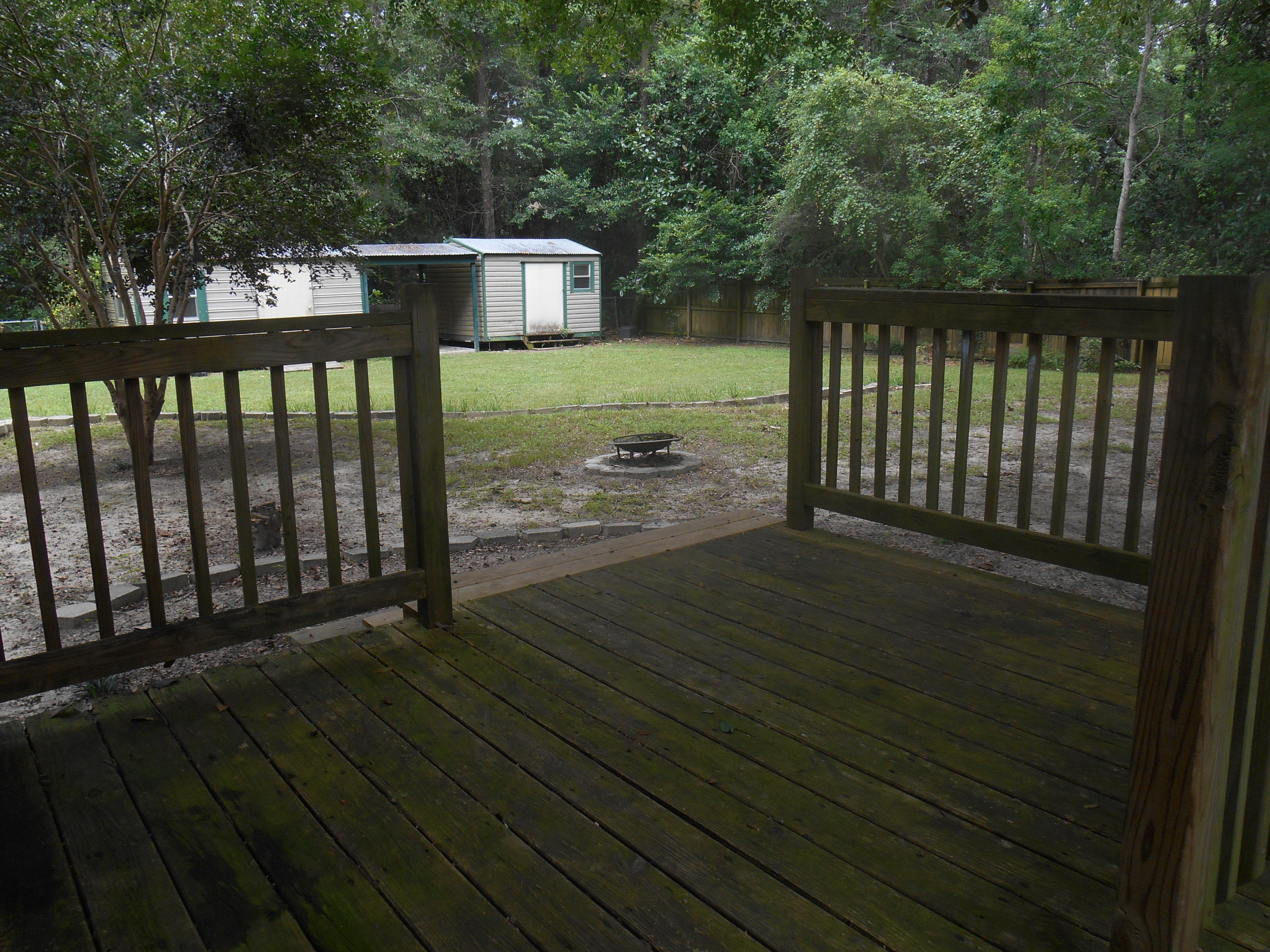 QUIET OAKS S/D - Residential Lease