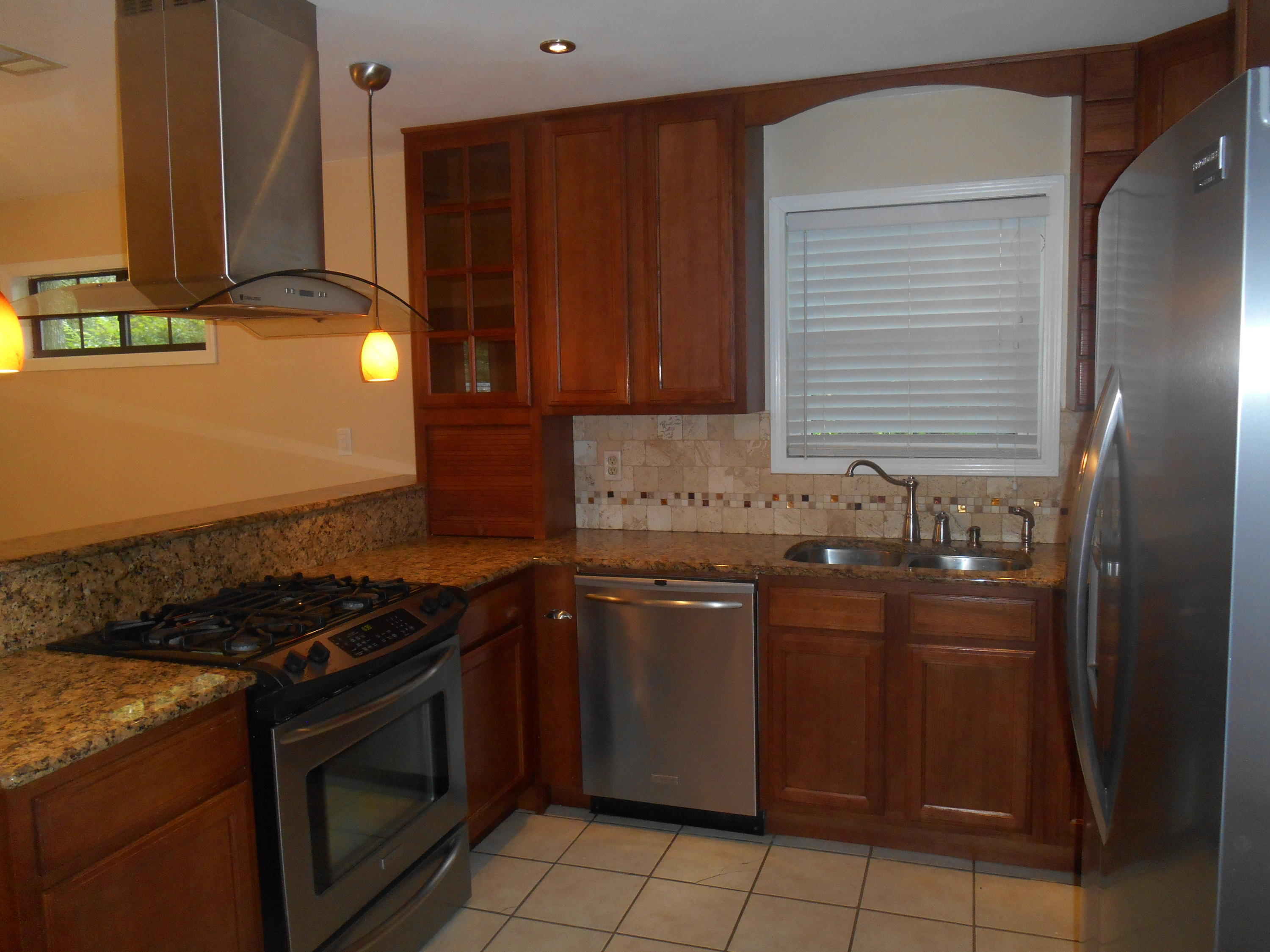 QUIET OAKS S/D - Residential Lease