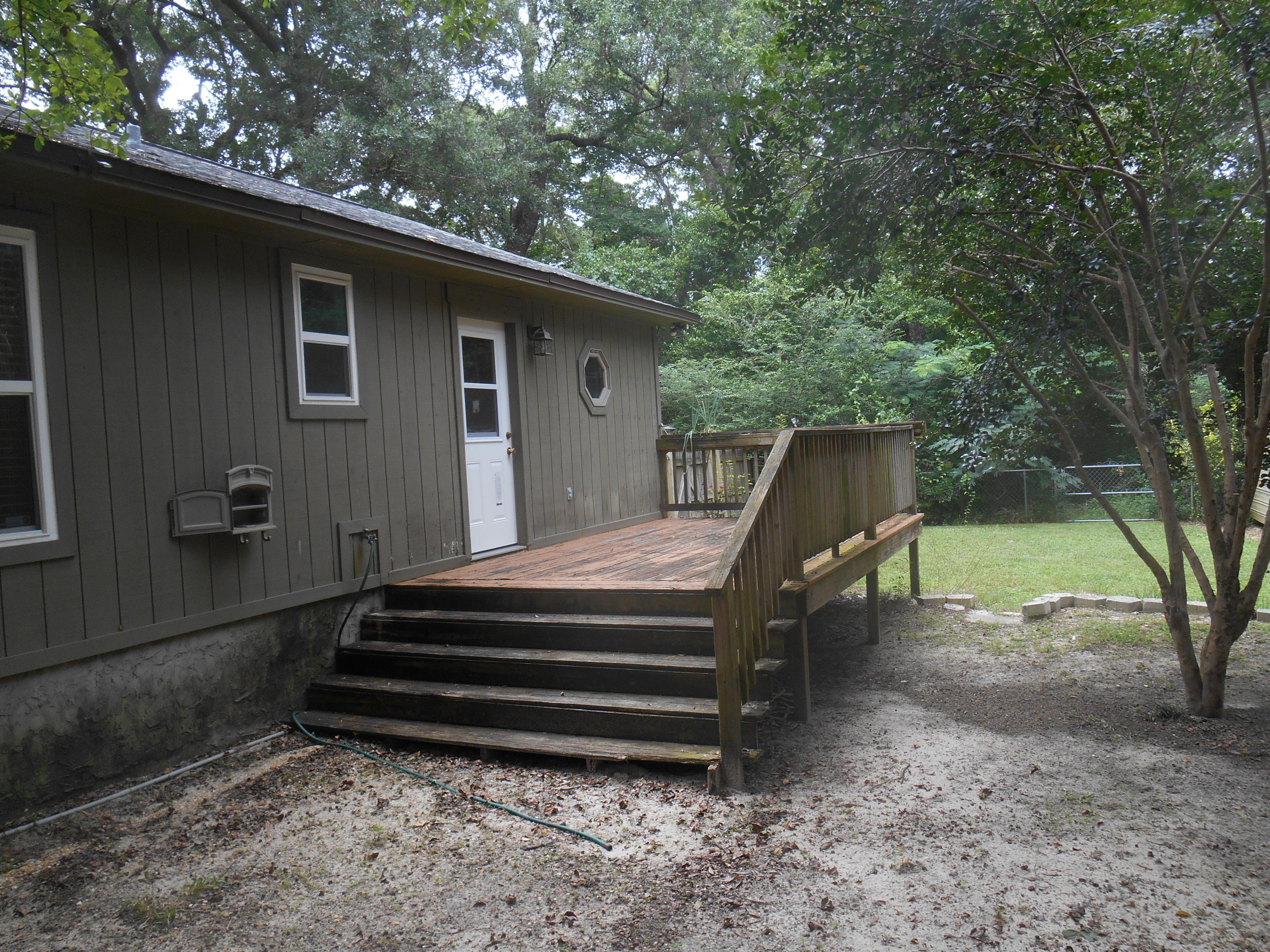 QUIET OAKS S/D - Residential Lease