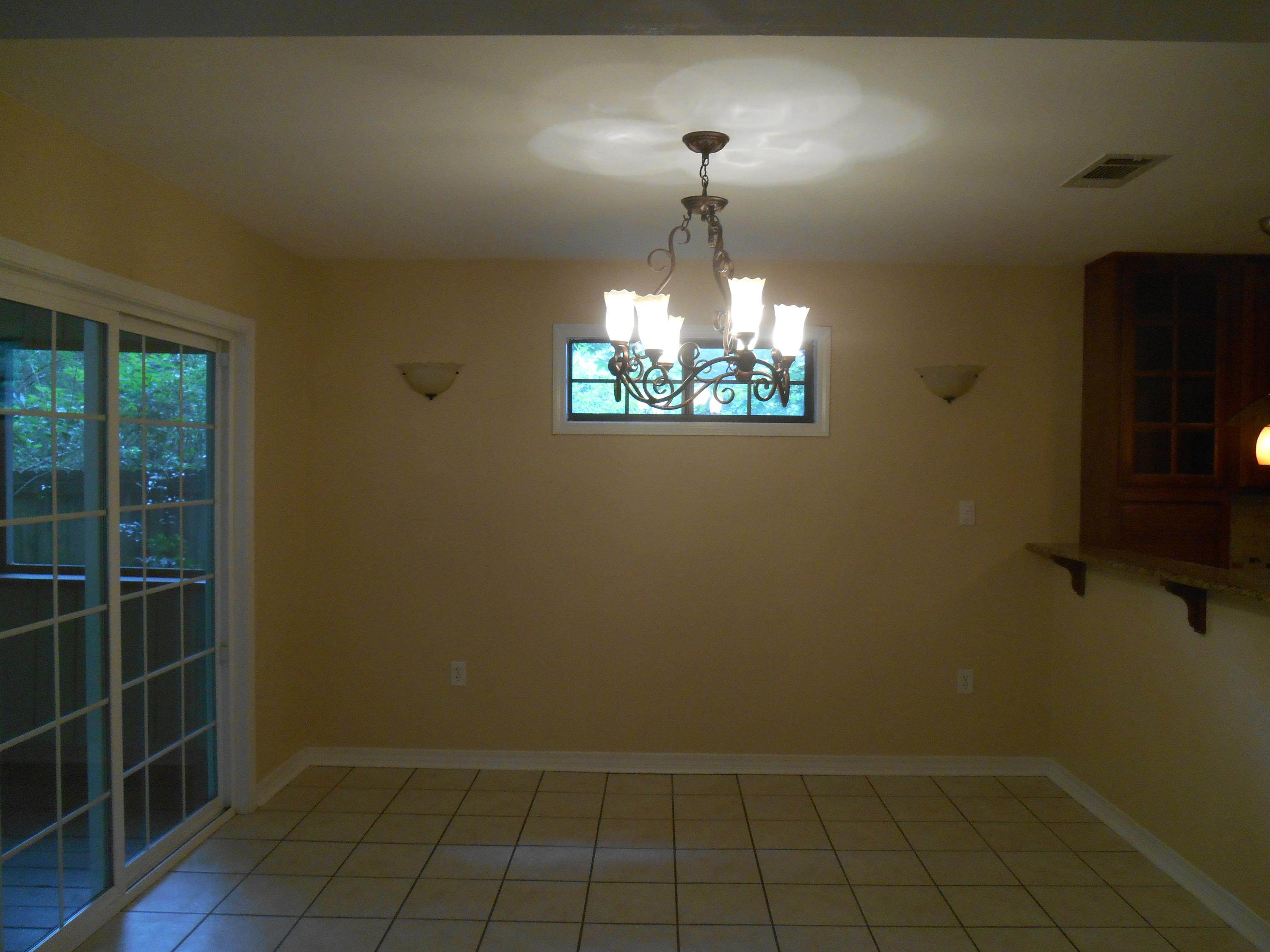 QUIET OAKS S/D - Residential Lease