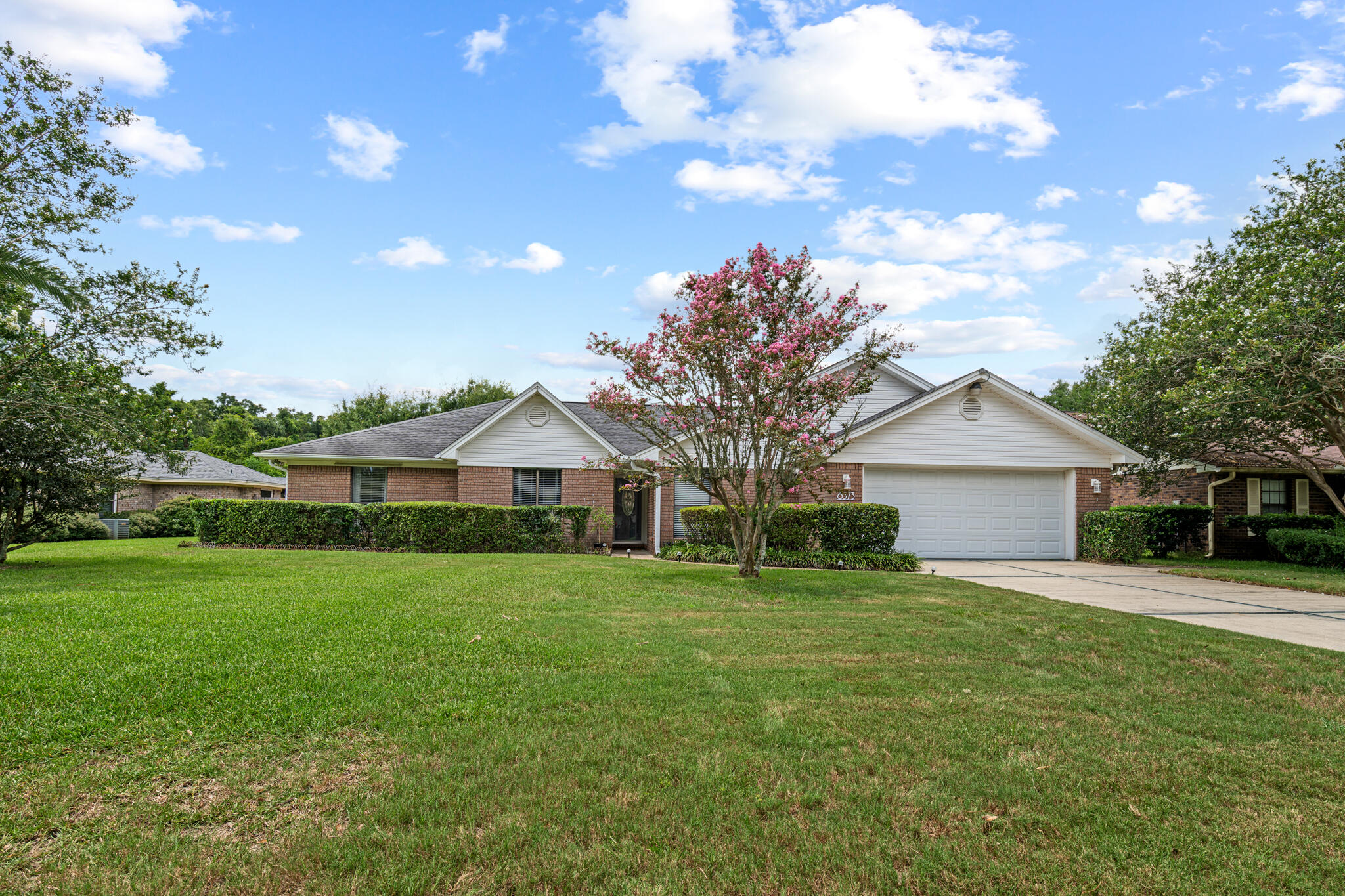 BELLE MEADOW - Residential