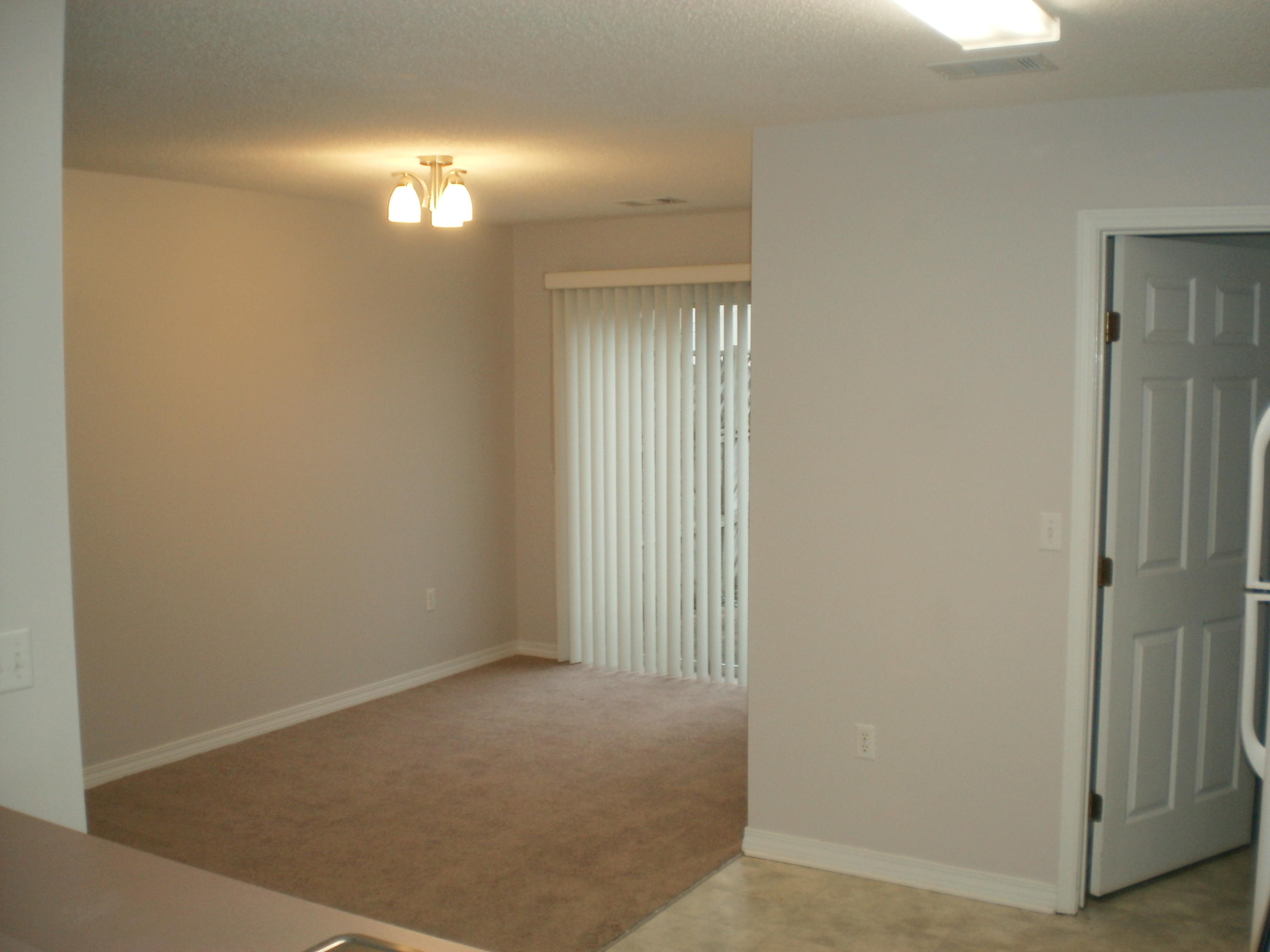FOREST OAKS PH 3 - Residential Lease