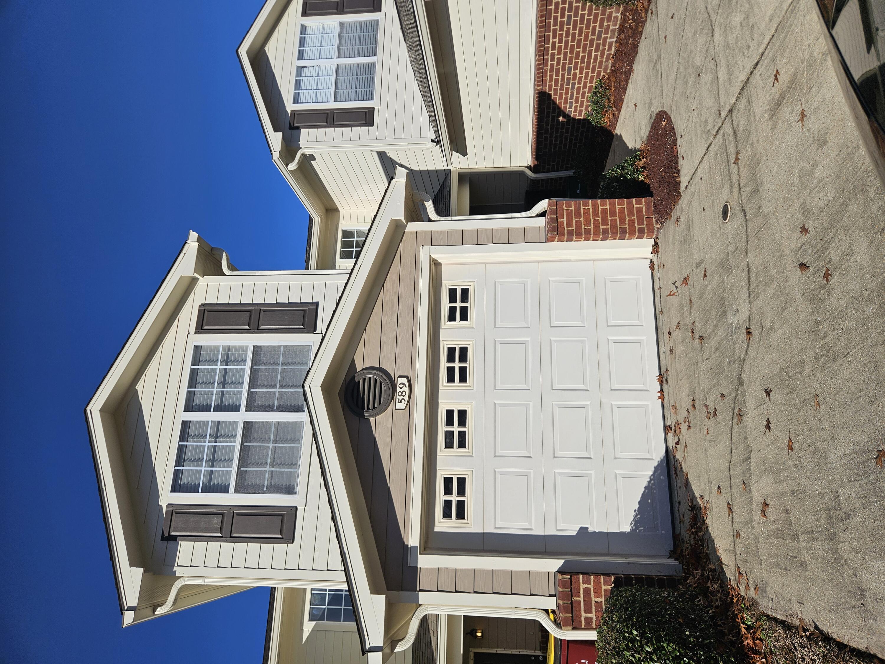 EAGLES NEST - Residential Lease