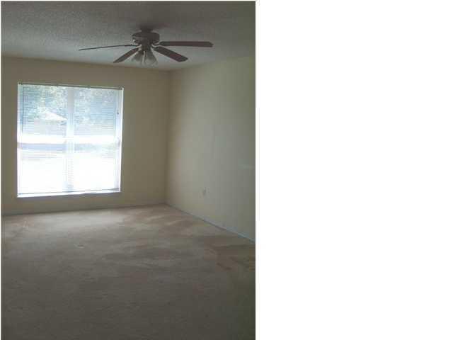 RIVERCHASE S/D PH 2 - Residential Lease