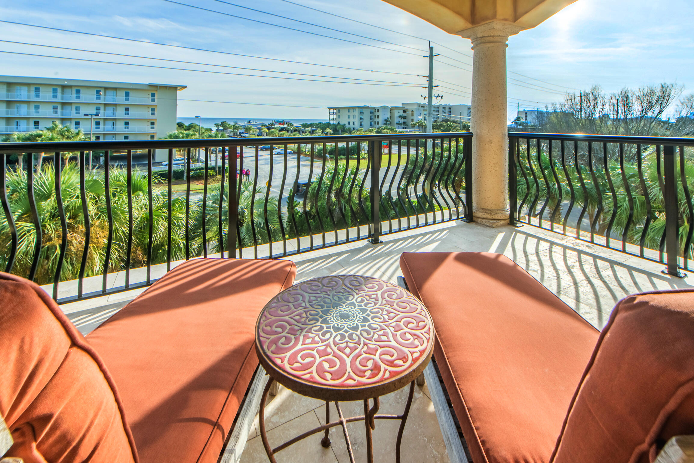SAINT TROPEZ - Residential
