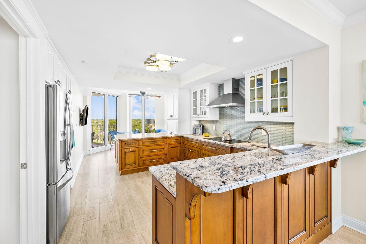 ONE BEACH CLUB DRIVE - Residential