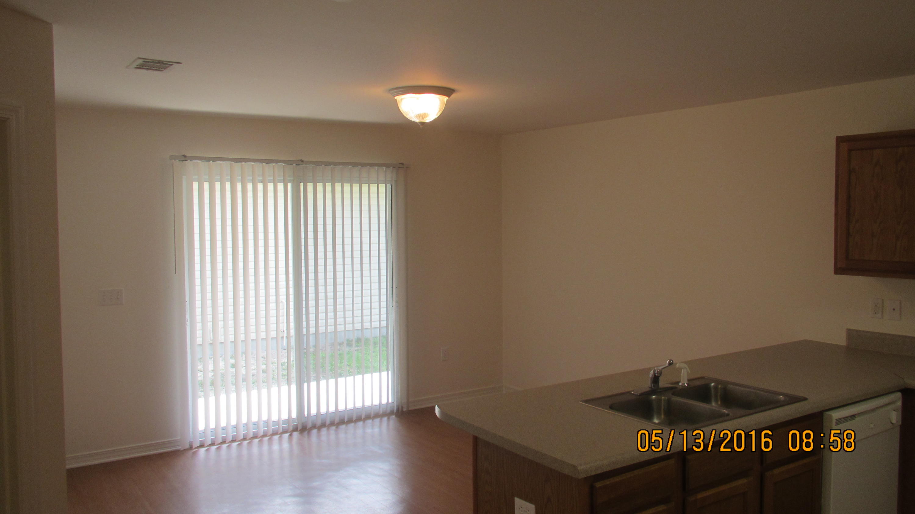 PORT DIXIE - Residential Lease