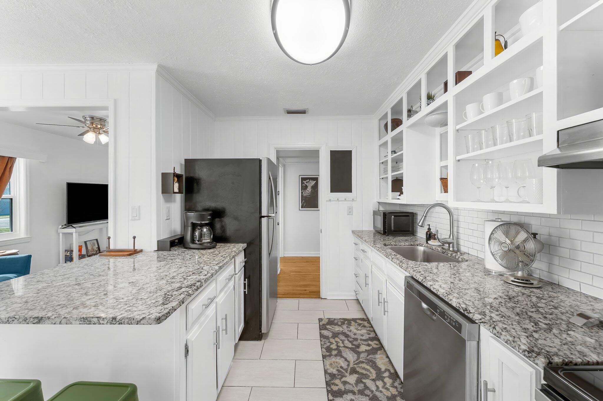 Caroline Add Unit 2 - Residential