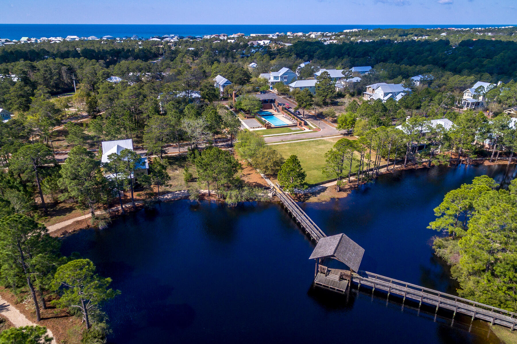 FOREST LAKES - Land