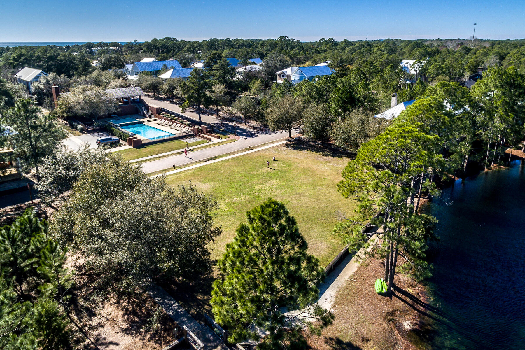 FOREST LAKES - Land