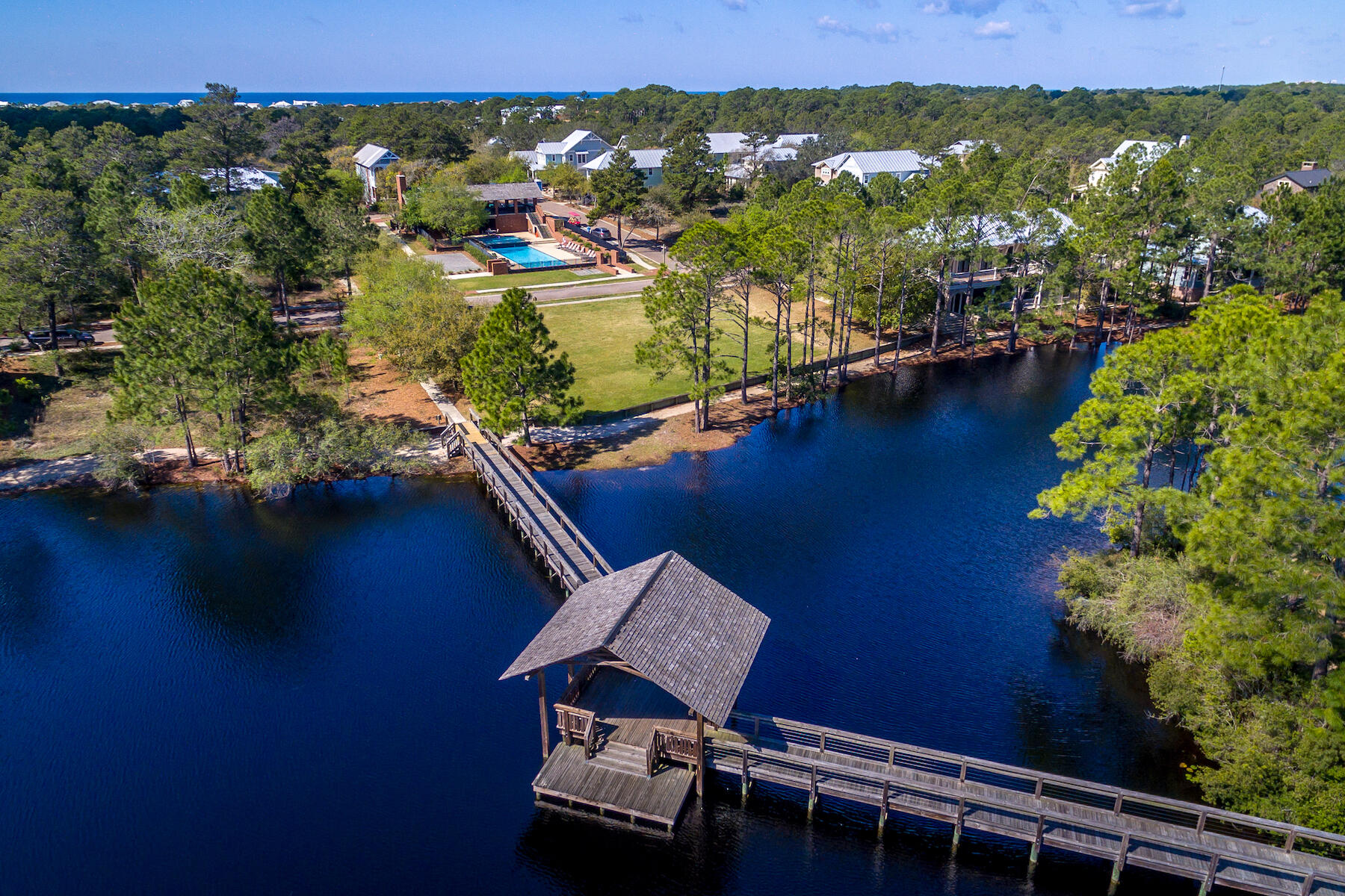FOREST LAKES - Land