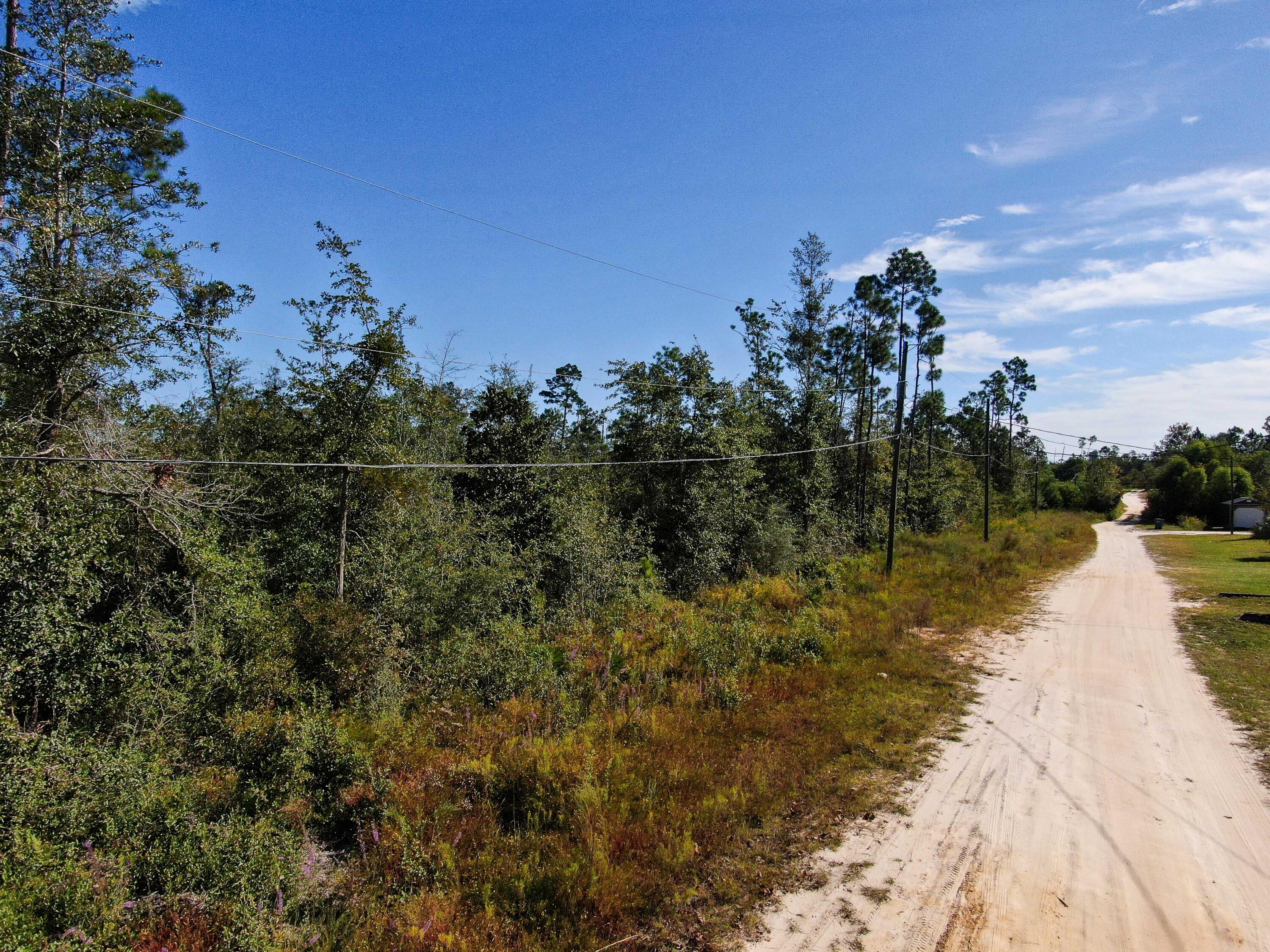 NO RECORDED SUBDIVISION - Land