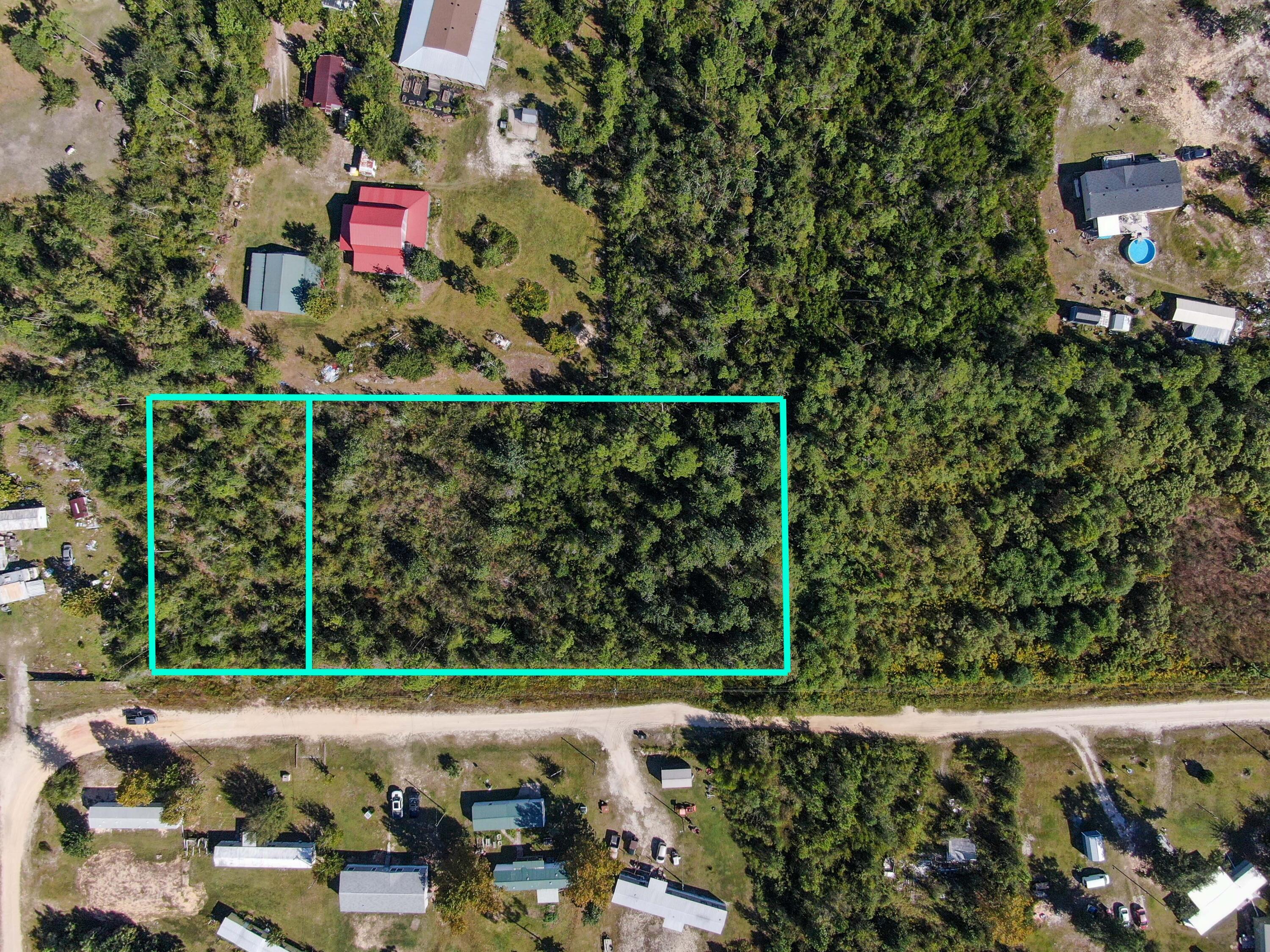 NO RECORDED SUBDIVISION - Land