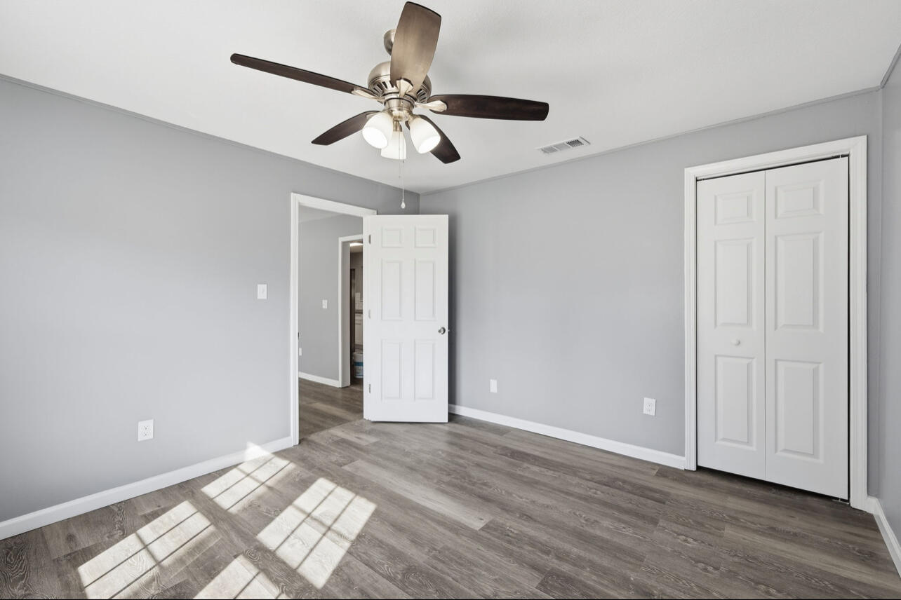 OAKLAND HEIGHTS - Residential