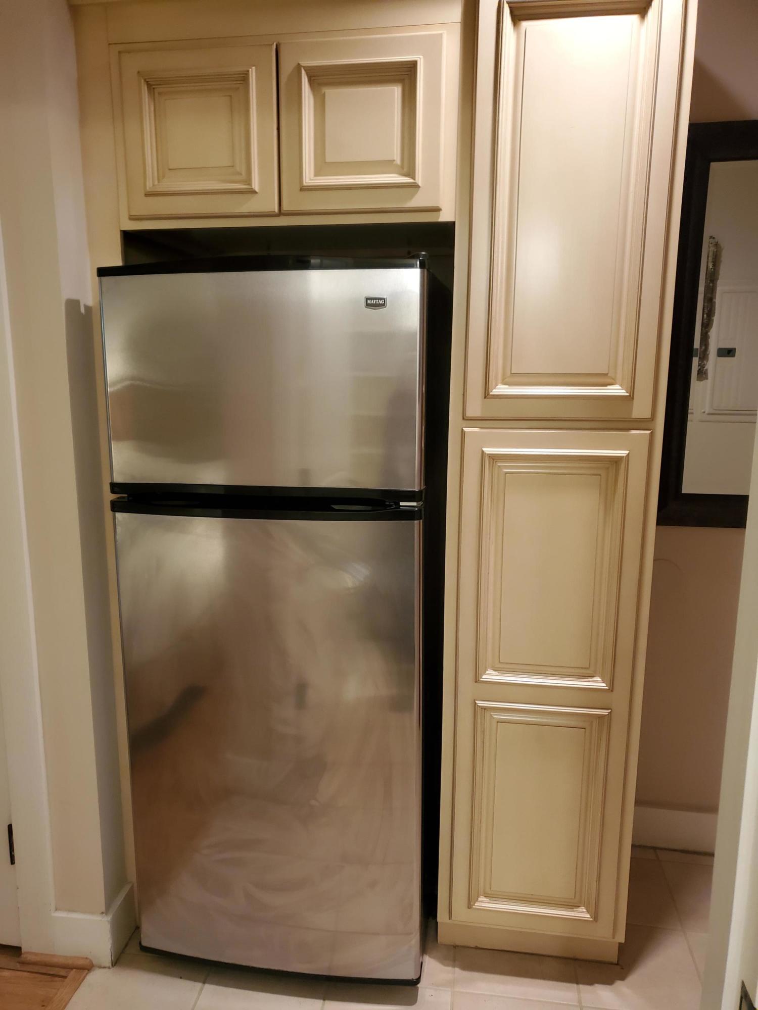 PILOT HOUSE - Residential Lease