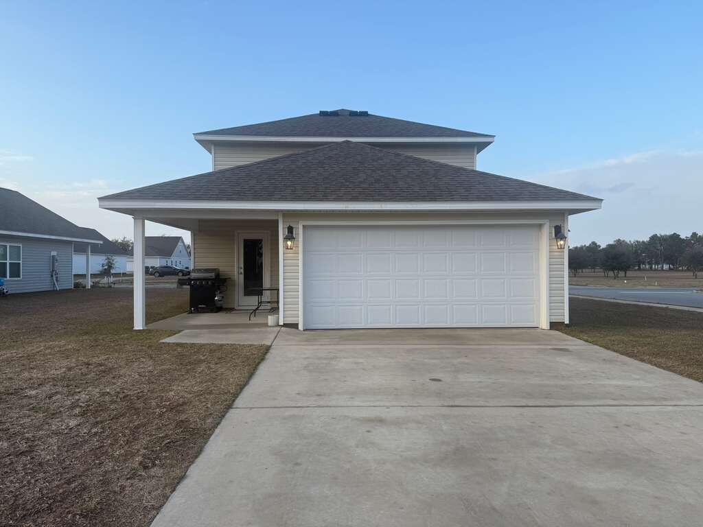 Owl's Head East - Residential Lease
