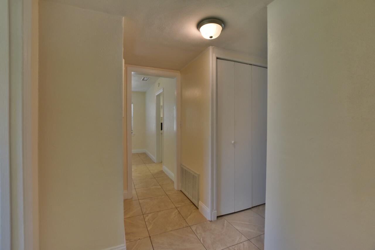 OLDE FORT WALTON - Residential Lease