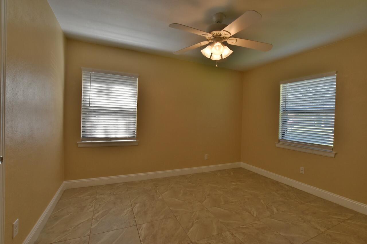OLDE FORT WALTON - Residential Lease