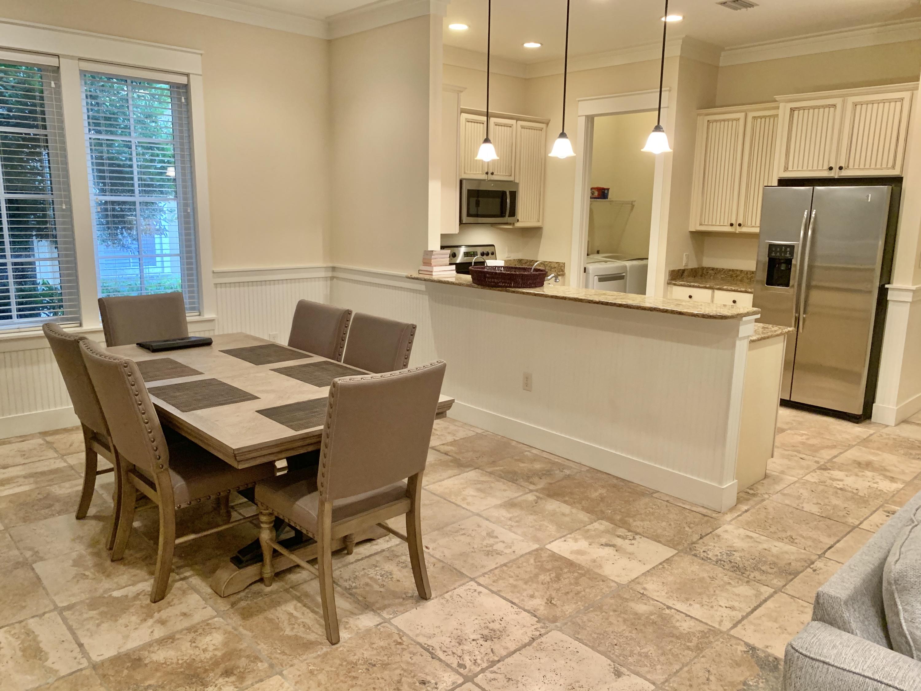 BUNGALOS AT SANDESTIN - Residential Lease