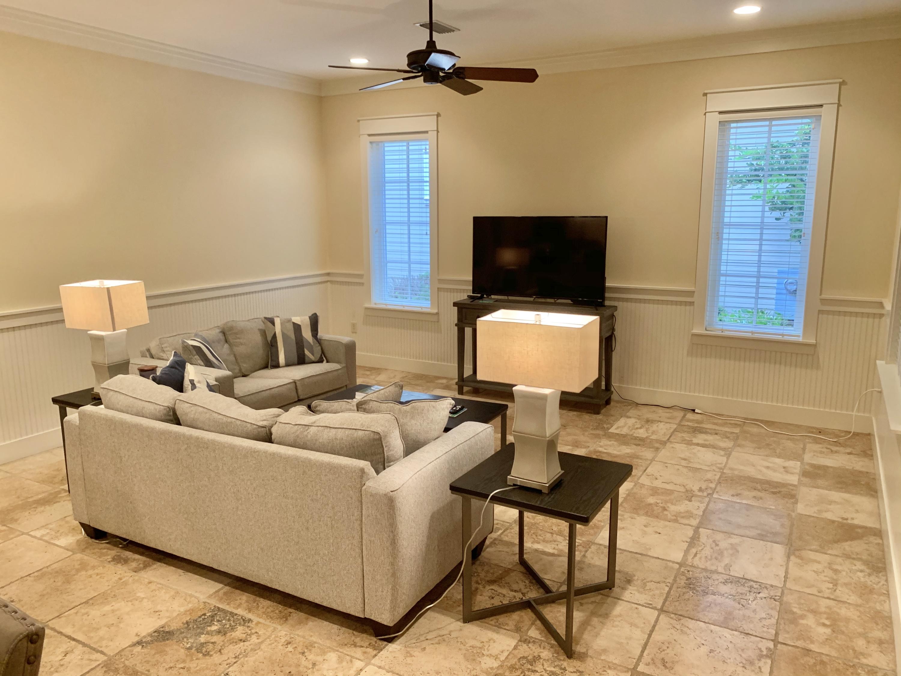 BUNGALOS AT SANDESTIN - Residential Lease