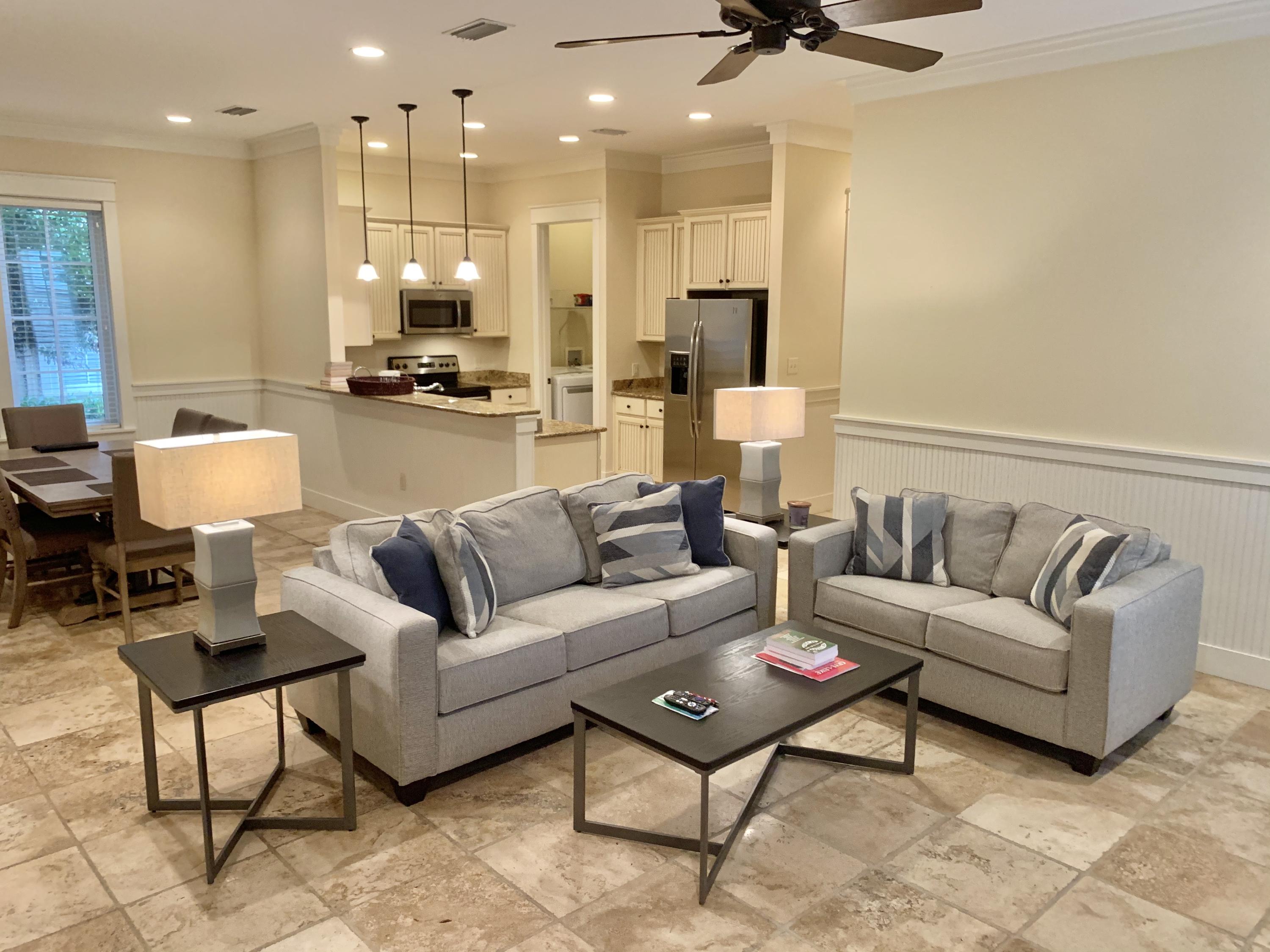 BUNGALOS AT SANDESTIN - Residential Lease