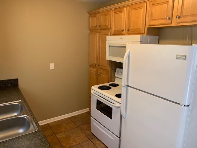 6TH ADD GARNIERS BCH - Residential Lease