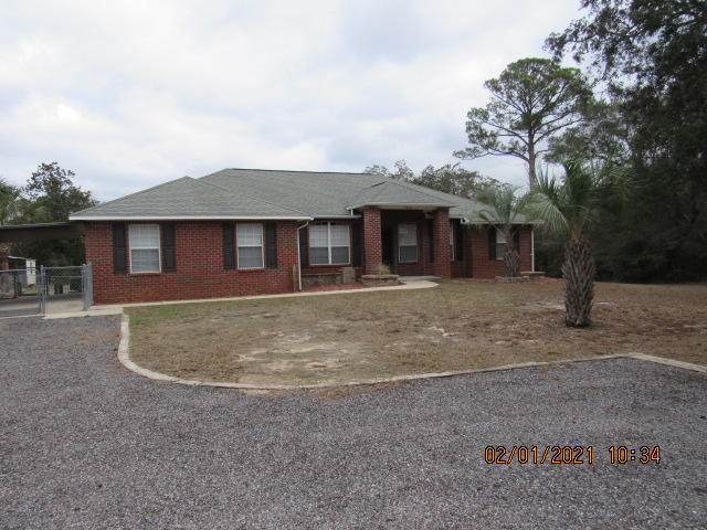 HOLLY WOODS - Residential Lease