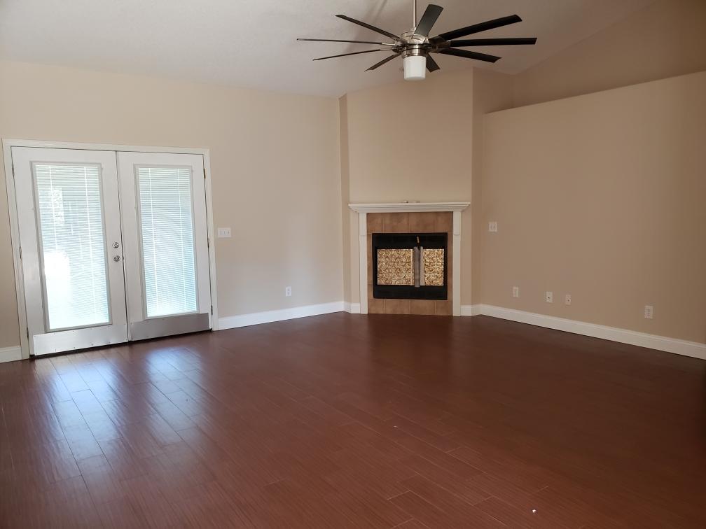 HOLLY WOODS - Residential Lease