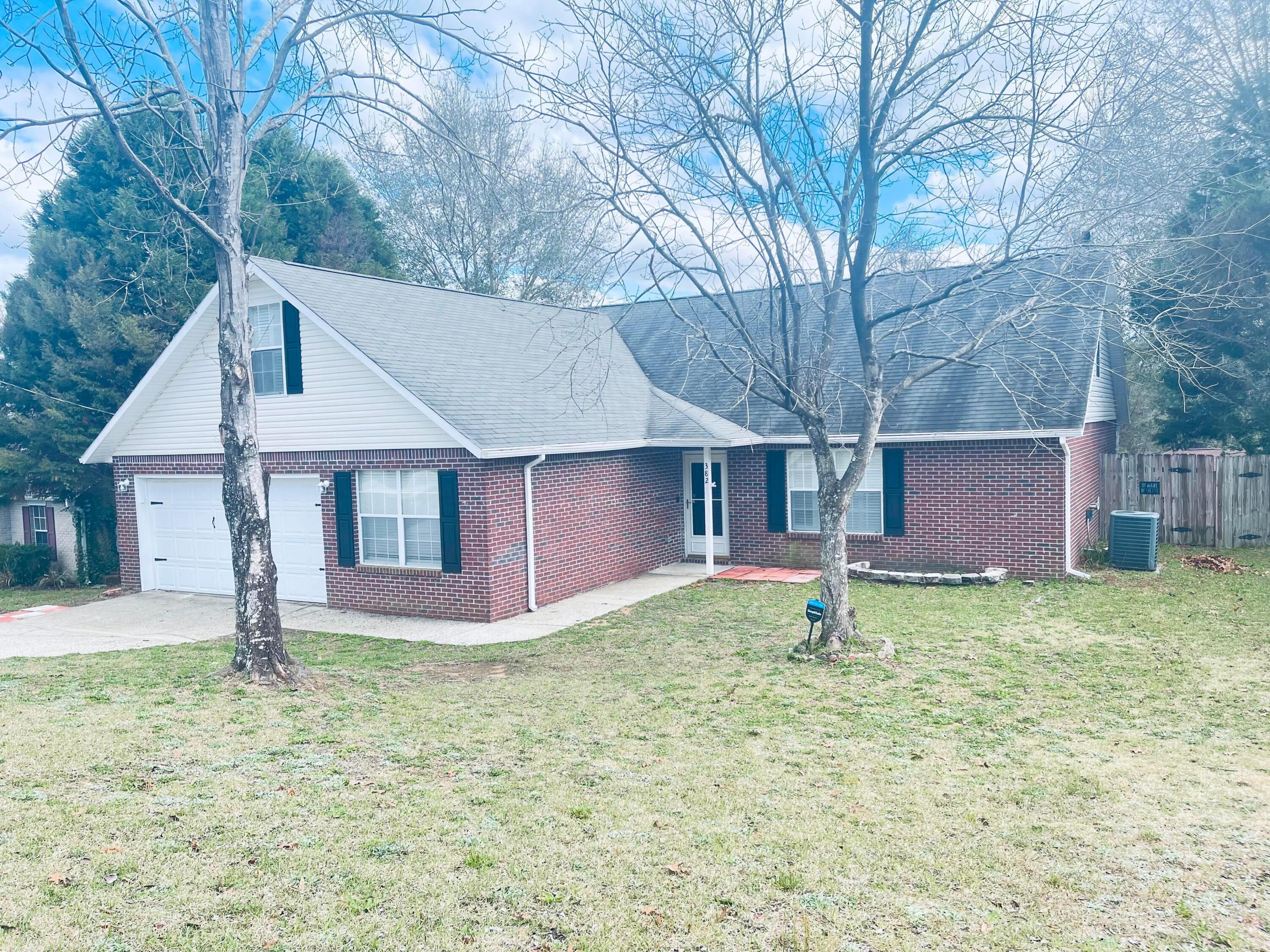 RIVERCHASE S/D PH 2 - Residential Lease