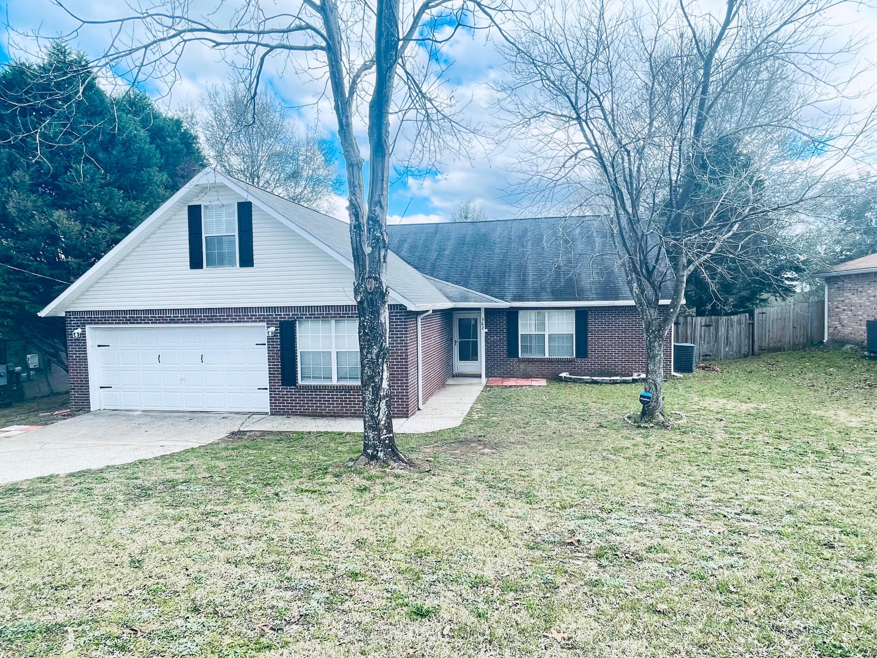 RIVERCHASE S/D PH 2 - Residential Lease